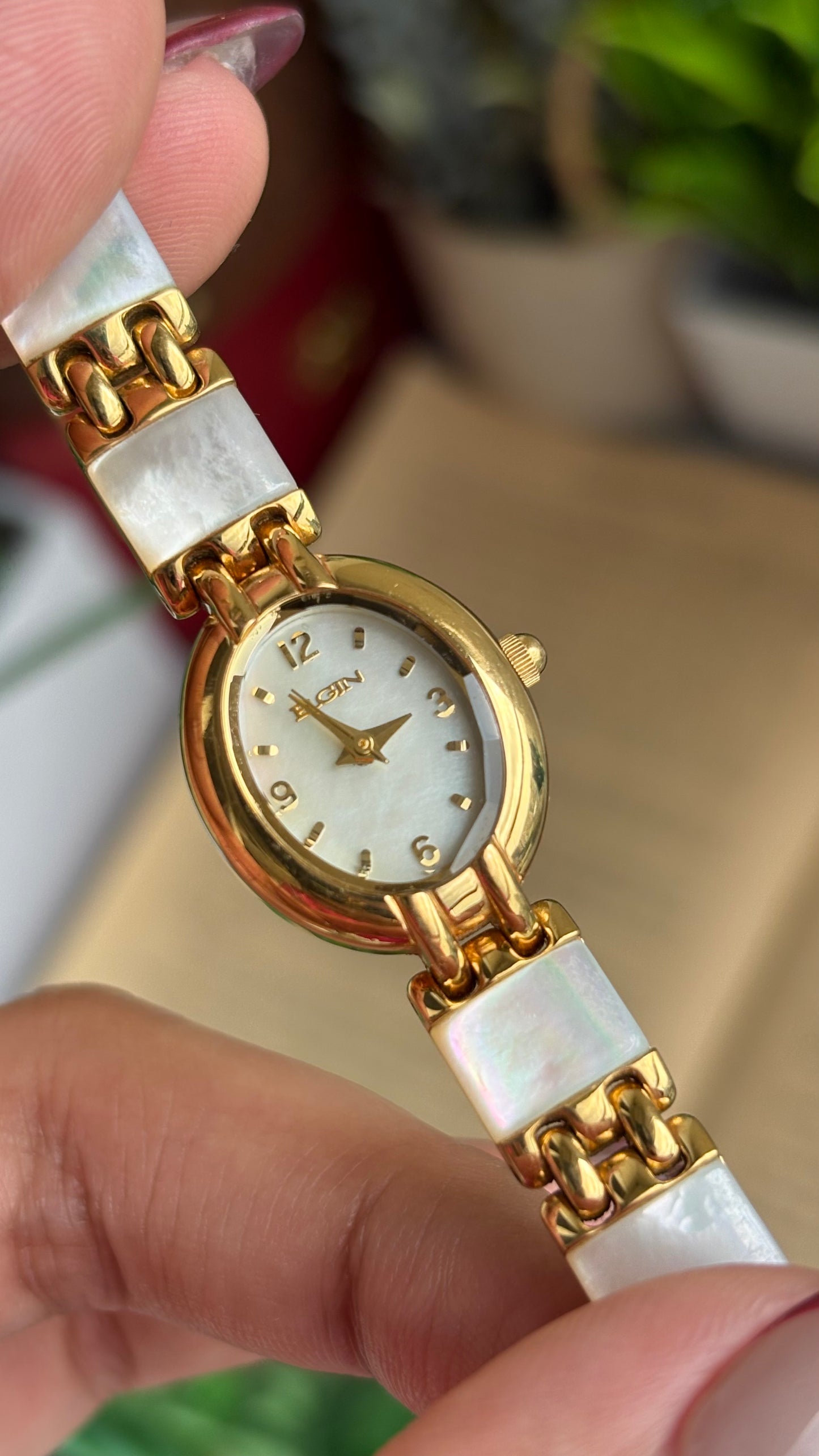 Extremely Rare Vintage Elgin Watch in Gold Tone Mother of Pearl Dial Shell Bracelet
