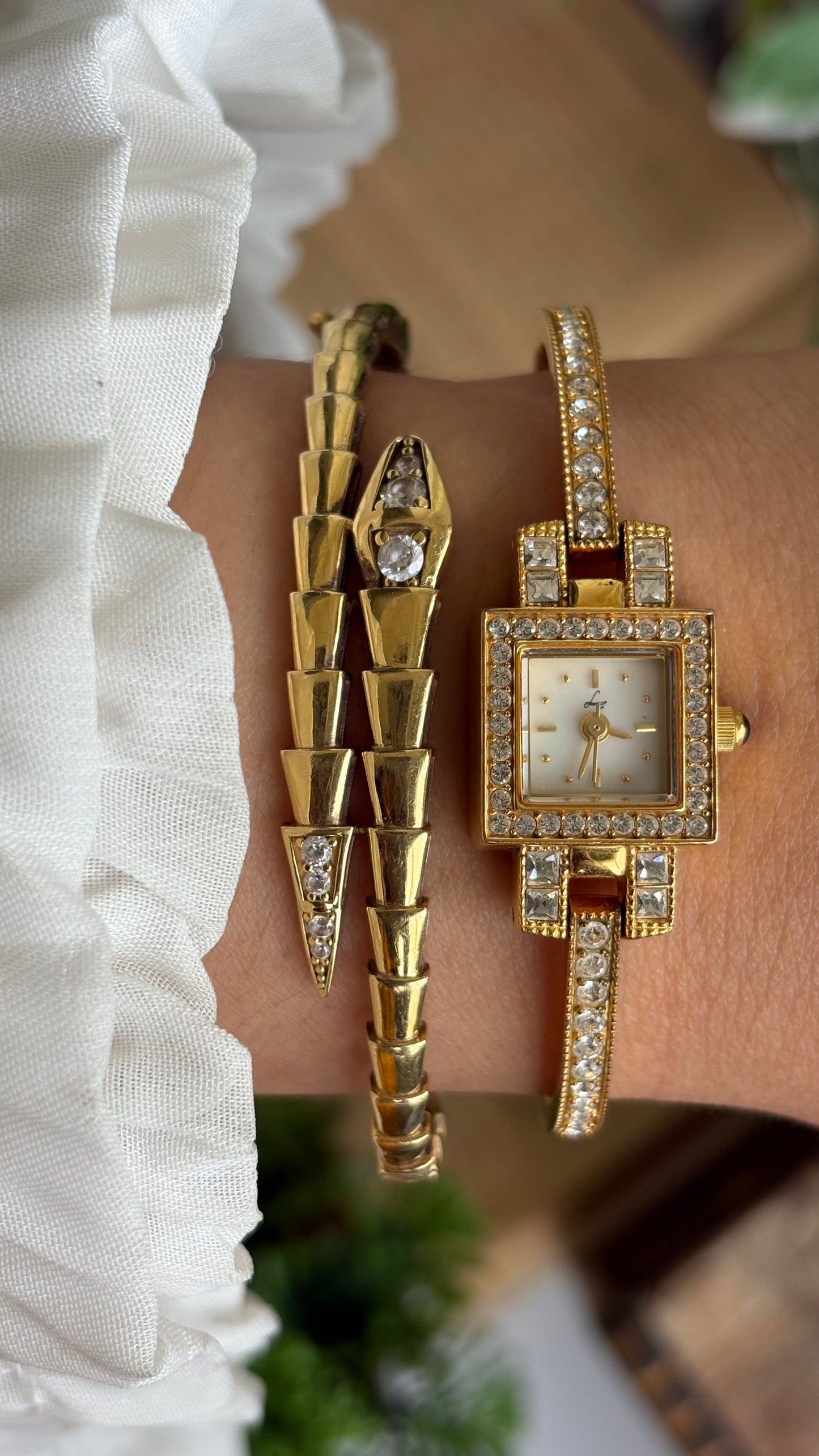 Vintage LZ Fine Jewelry Swiss Tennis Bracelet Watch in Gold Tone Mother of Pearl Dial