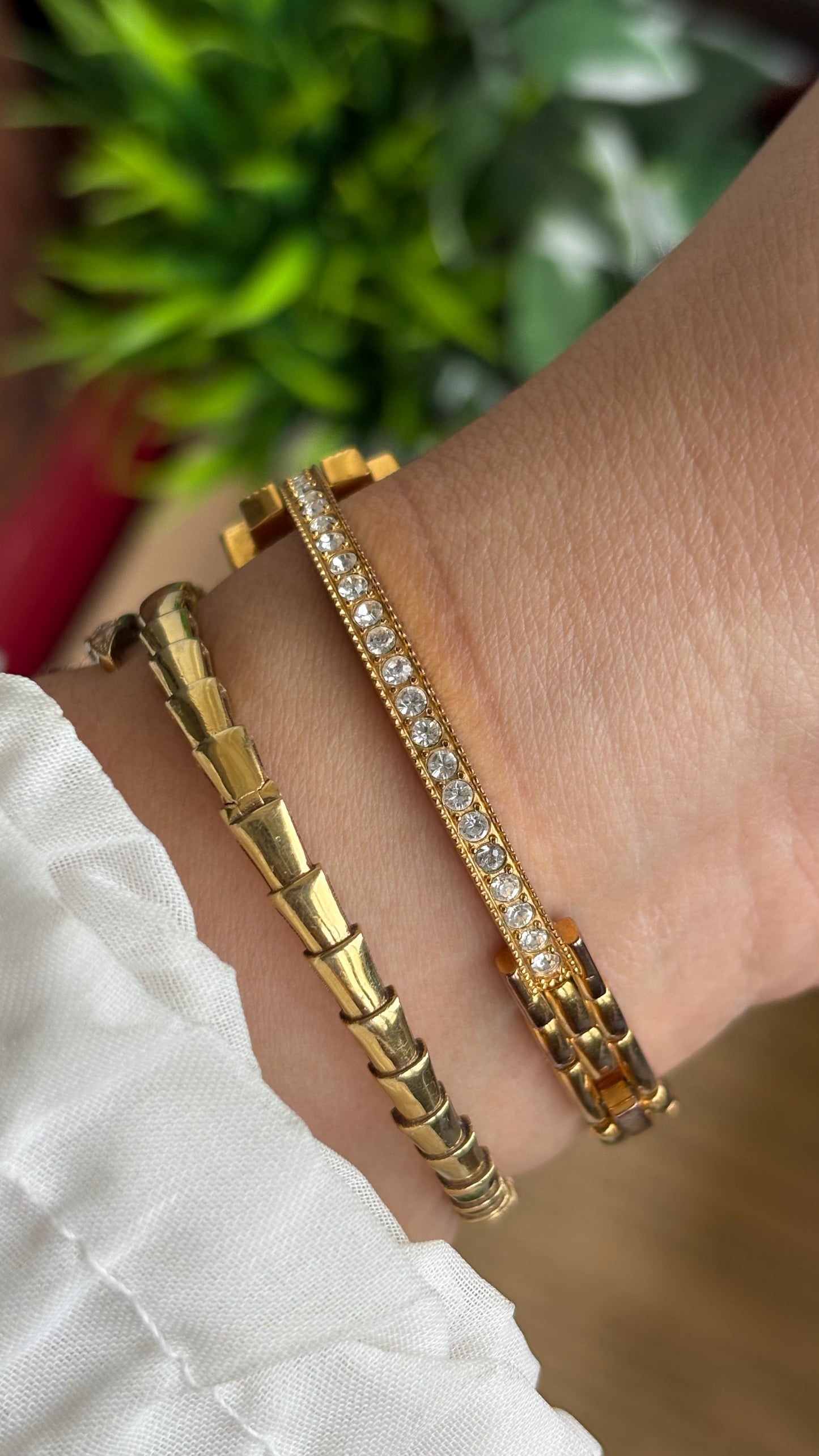 Vintage LZ Fine Jewelry Swiss Tennis Bracelet Watch in Gold Tone Mother of Pearl Dial