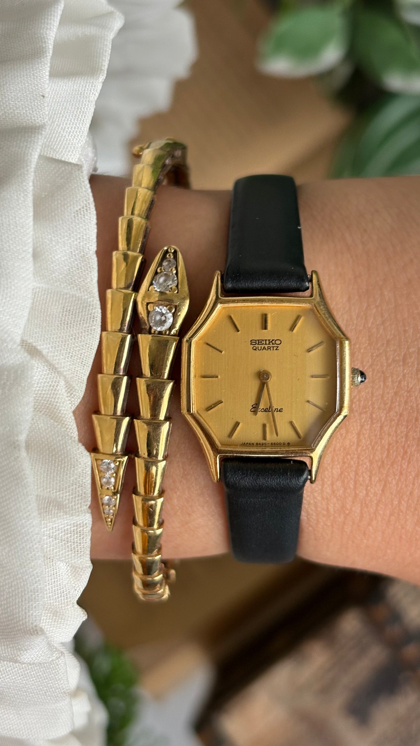 Vintage Seiko Exceline Watch in Black Leather Strap