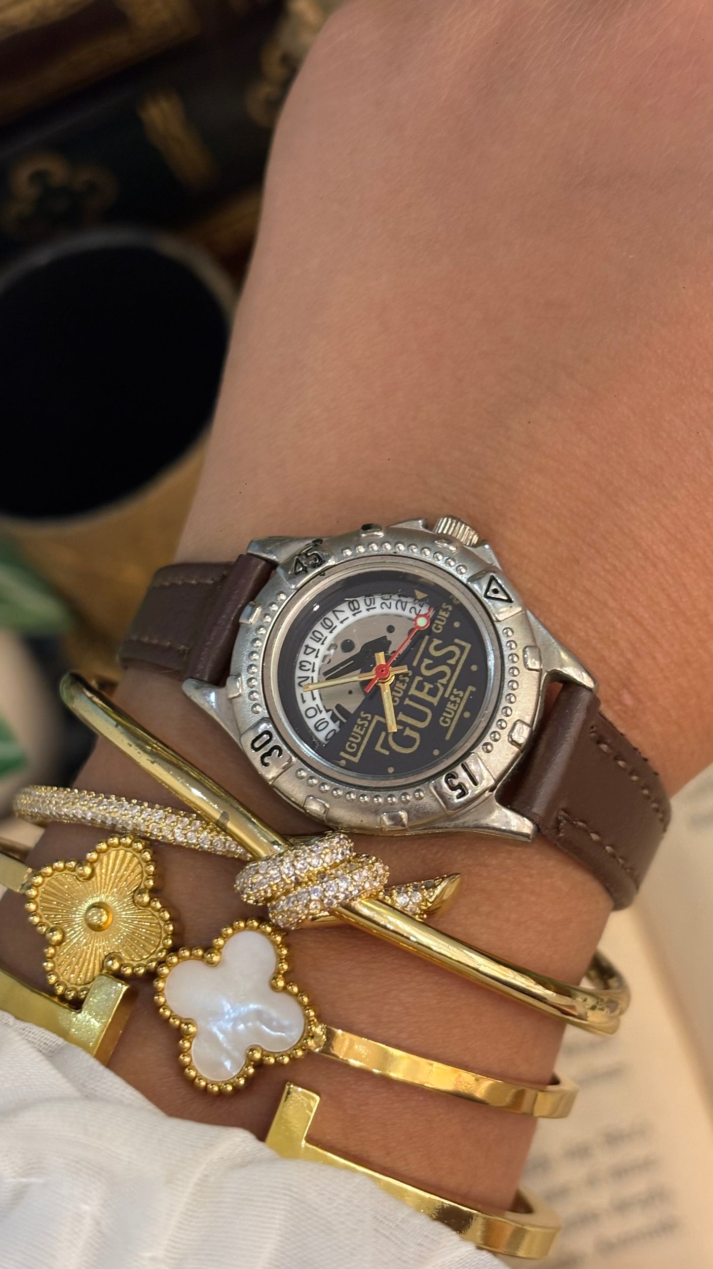 Vintage Guess Watch in Brown Leather Straps Rotating Bezel