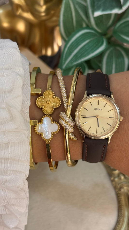 Vintage Seiko Quartz Watch in Brown Leather Straps