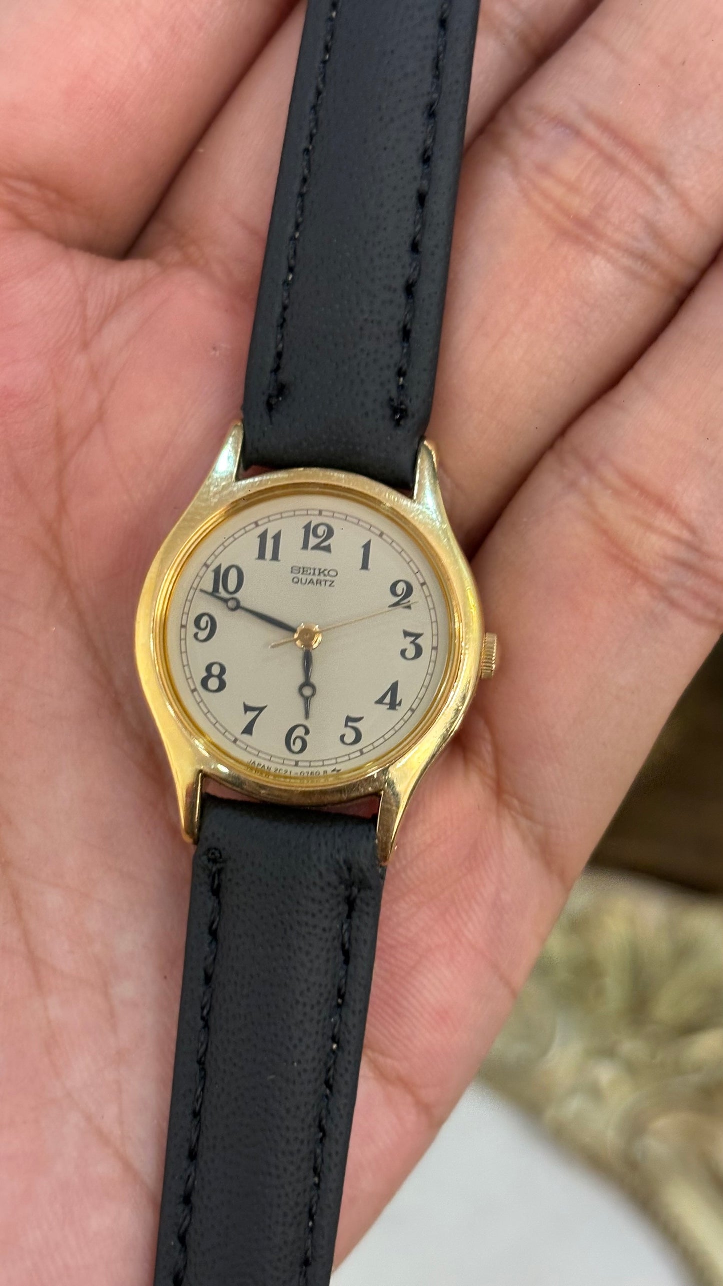 Vintage Seiko Watch in Black Leather Straps