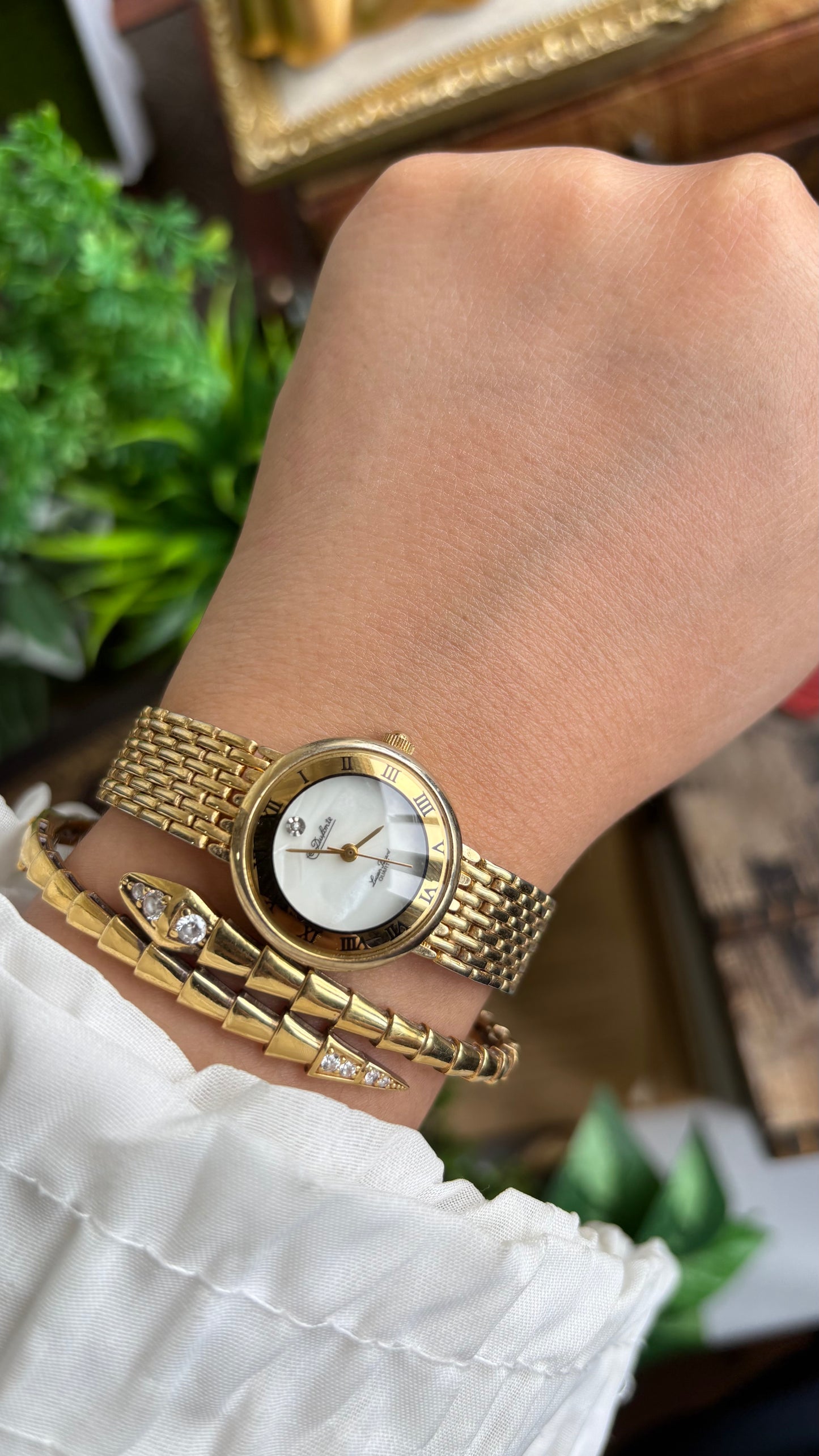 Vintage Dufonte Lucien Piccard Watch in Gold Tone Self-Adjust Pearl & Diamond Dial