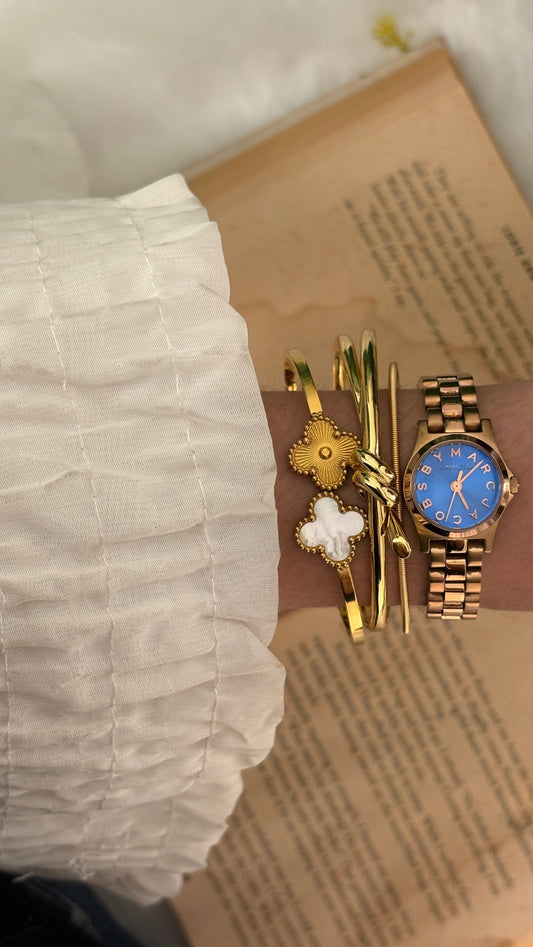 Rare Vintage Marc Jacobs Deep Blue Dial in Rose Gold Tone Quartz