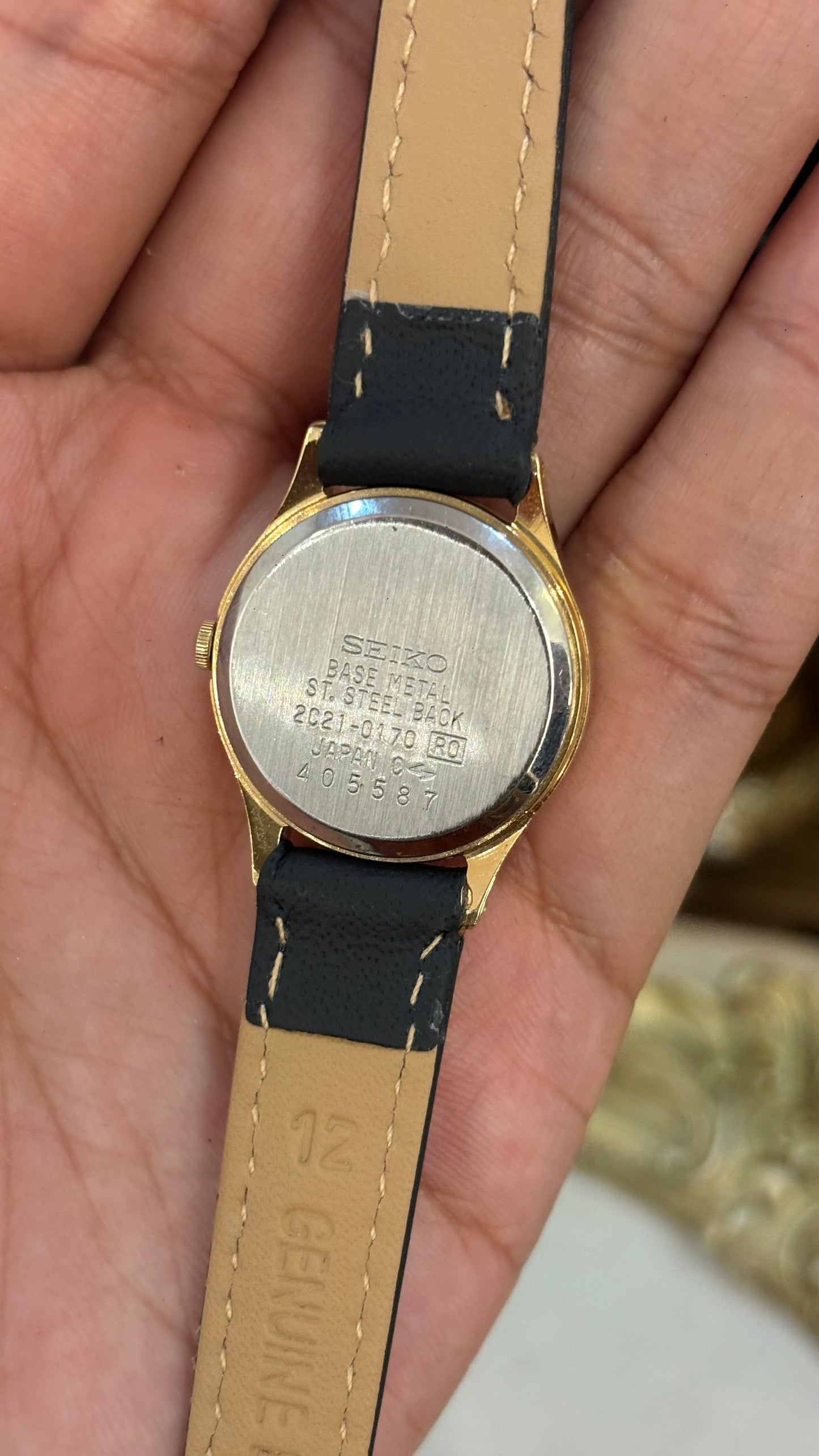 Vintage Seiko Watch in Black Leather Straps