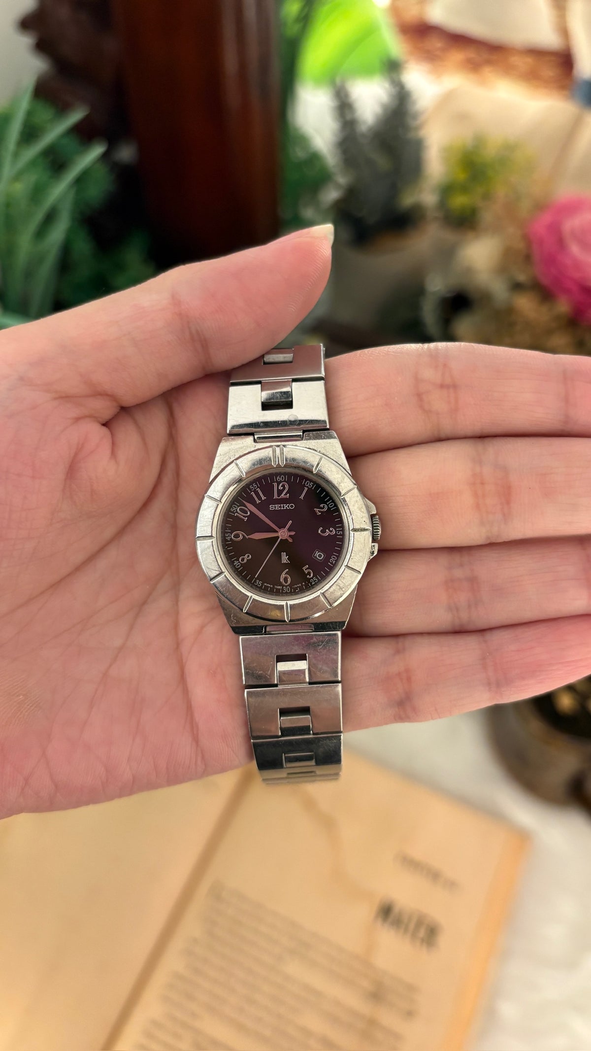 Vintage Seiko Lukia Watch in Silver Tone Quartz