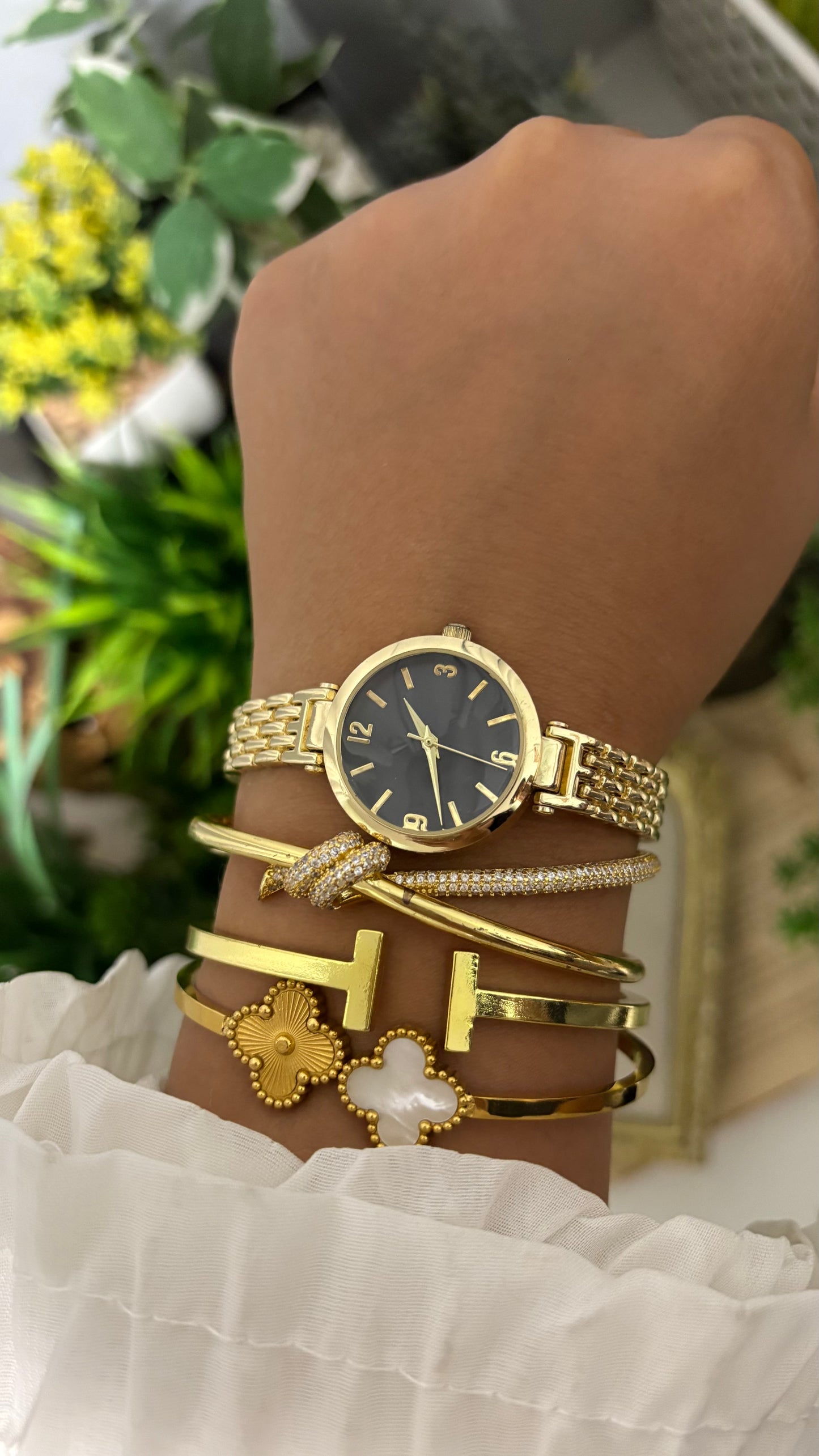 Vintage FMD by Fossil Watch in Gold Tone Black Dial