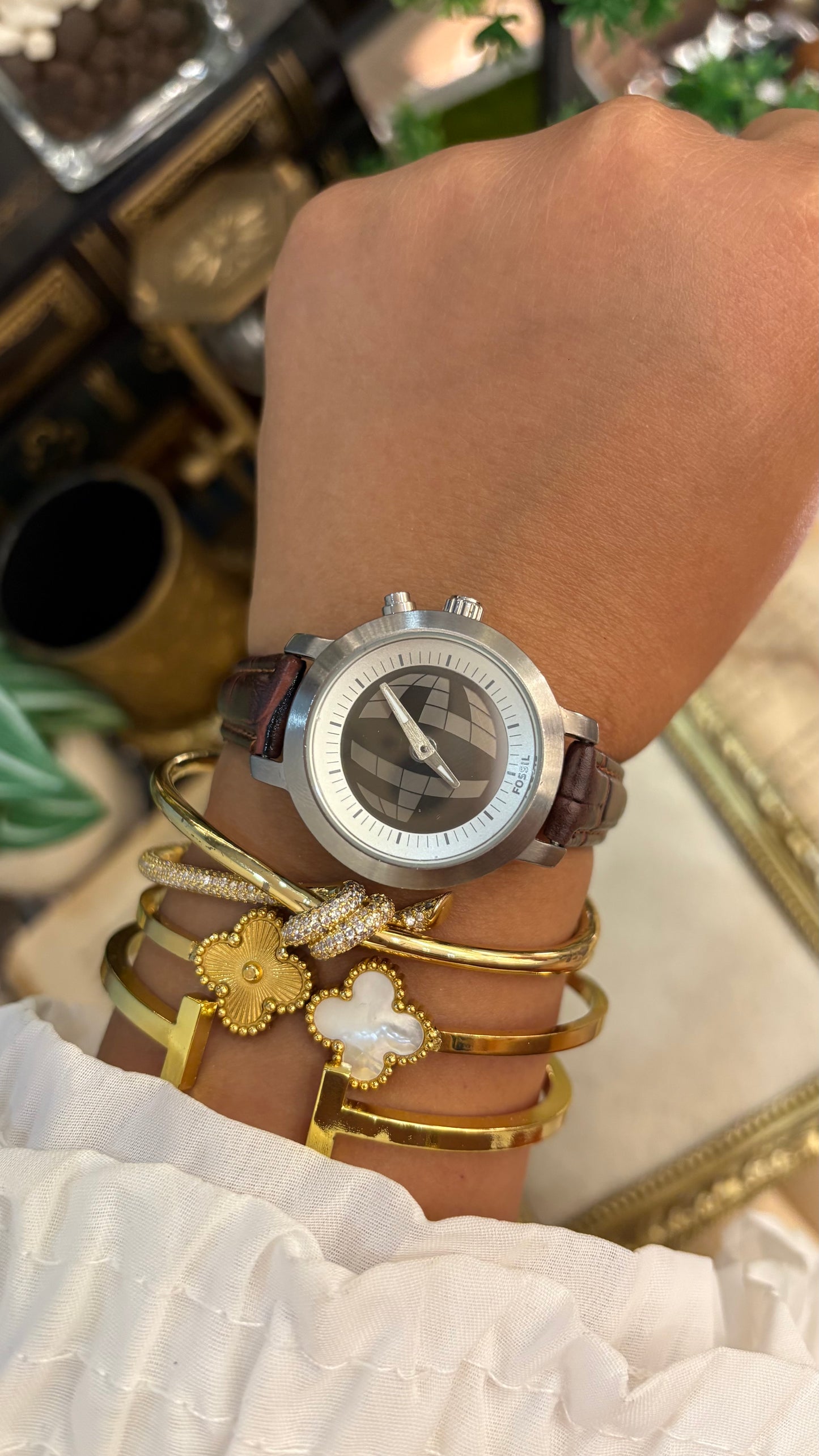 Vintage Fossil Moving Seconds in Brown Leather Straps