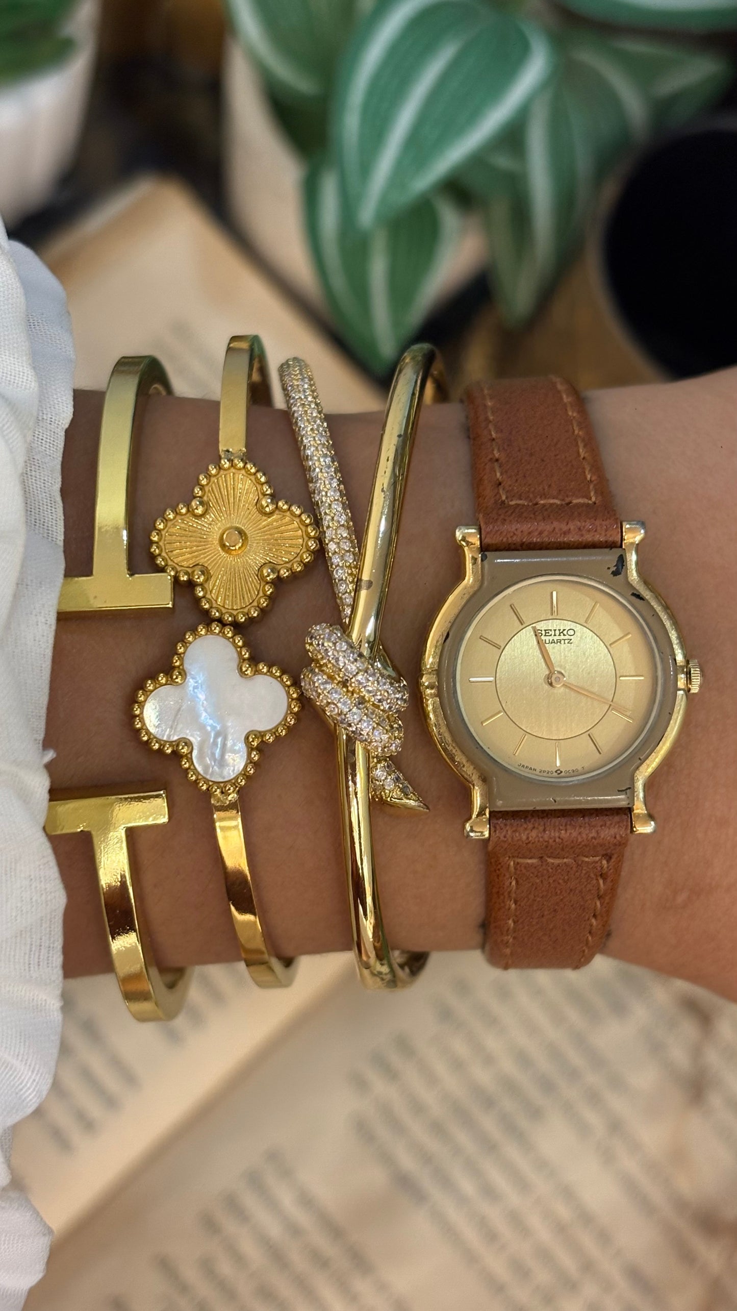 Vintage Seiko Watch in Brown Leather Straps