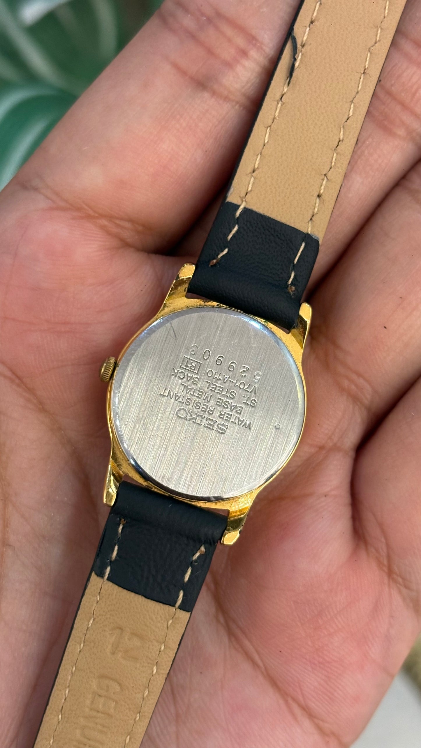 Vintage Seiko Watch in Black Leather Straps