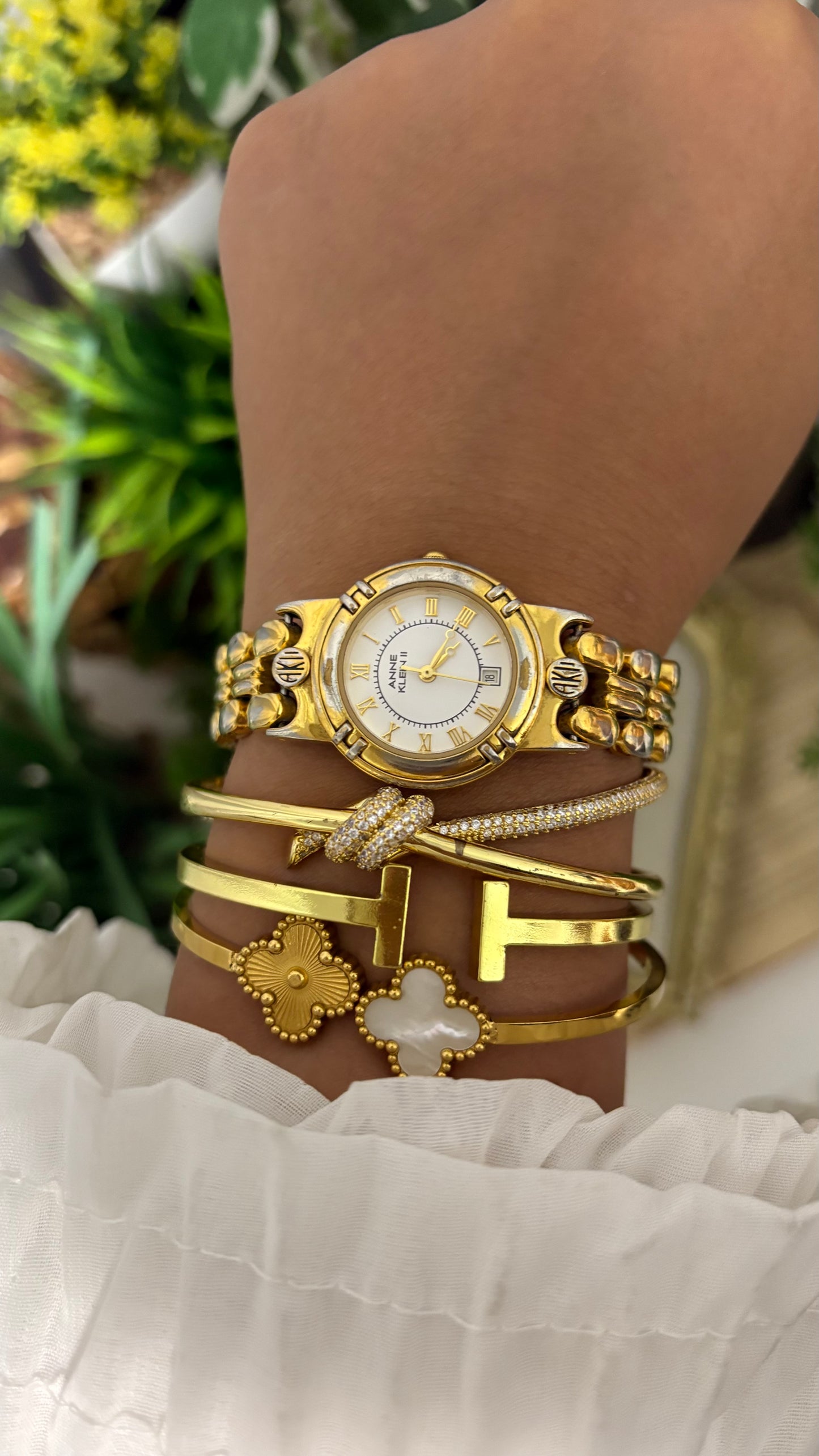 Vintage Anne Klein II in Gold Tone Roman Dial