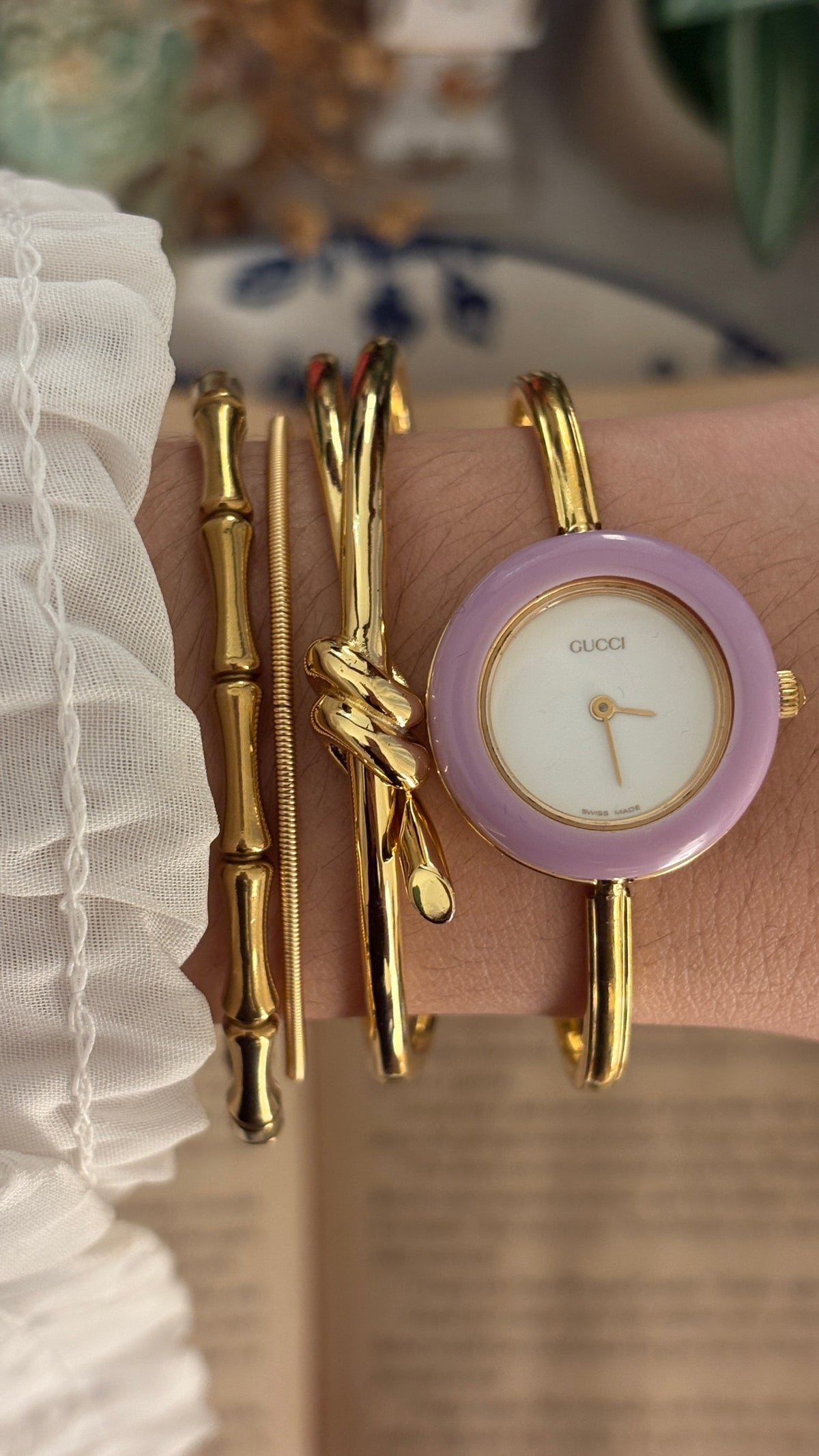 Rare Vintage Gucci Swiss Interchangeable Cherry Line Bezel Bangle Watch Set in Gold Tone Quartz