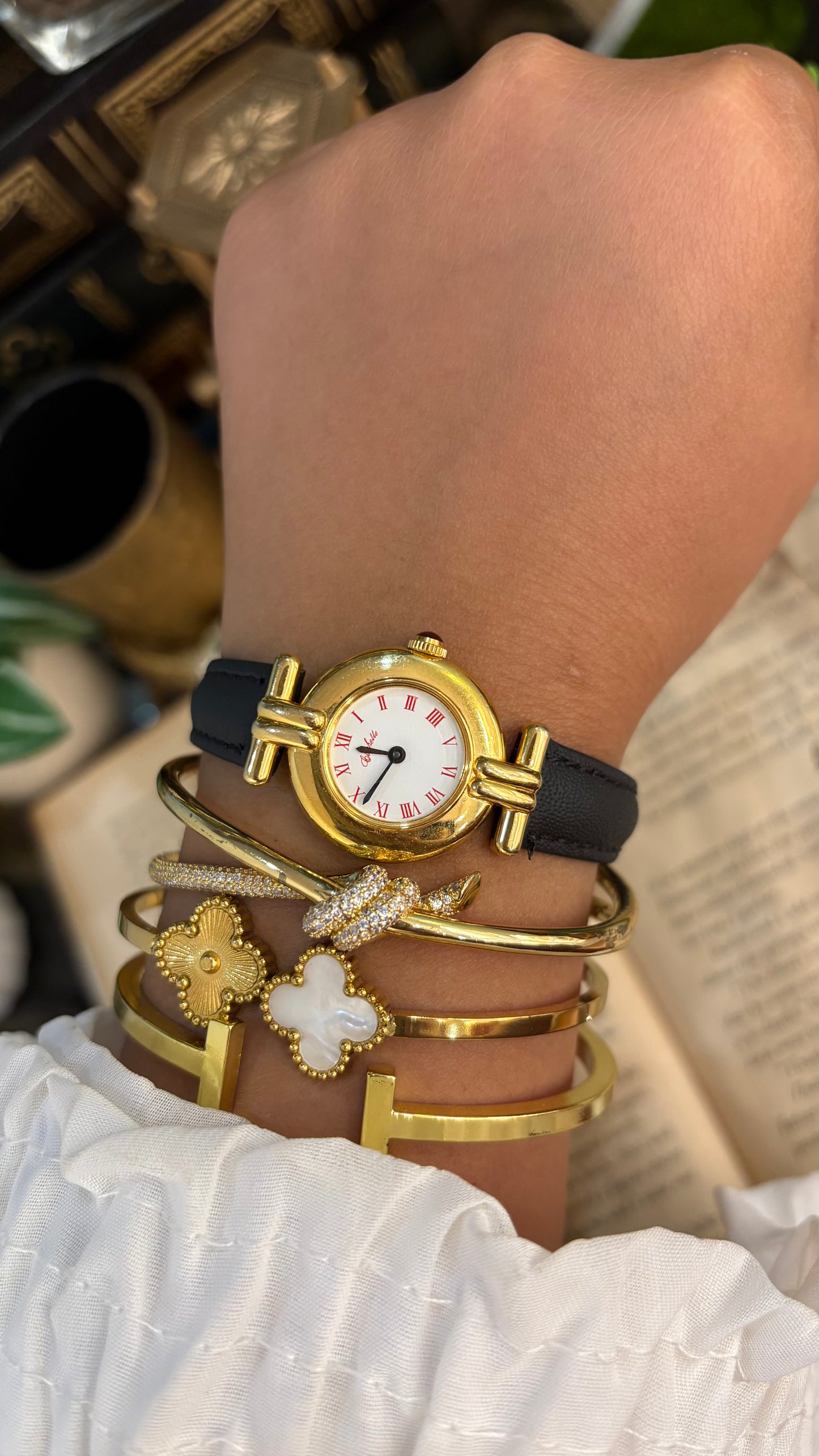 Vintage Clochette Watch in Black Leather Straps