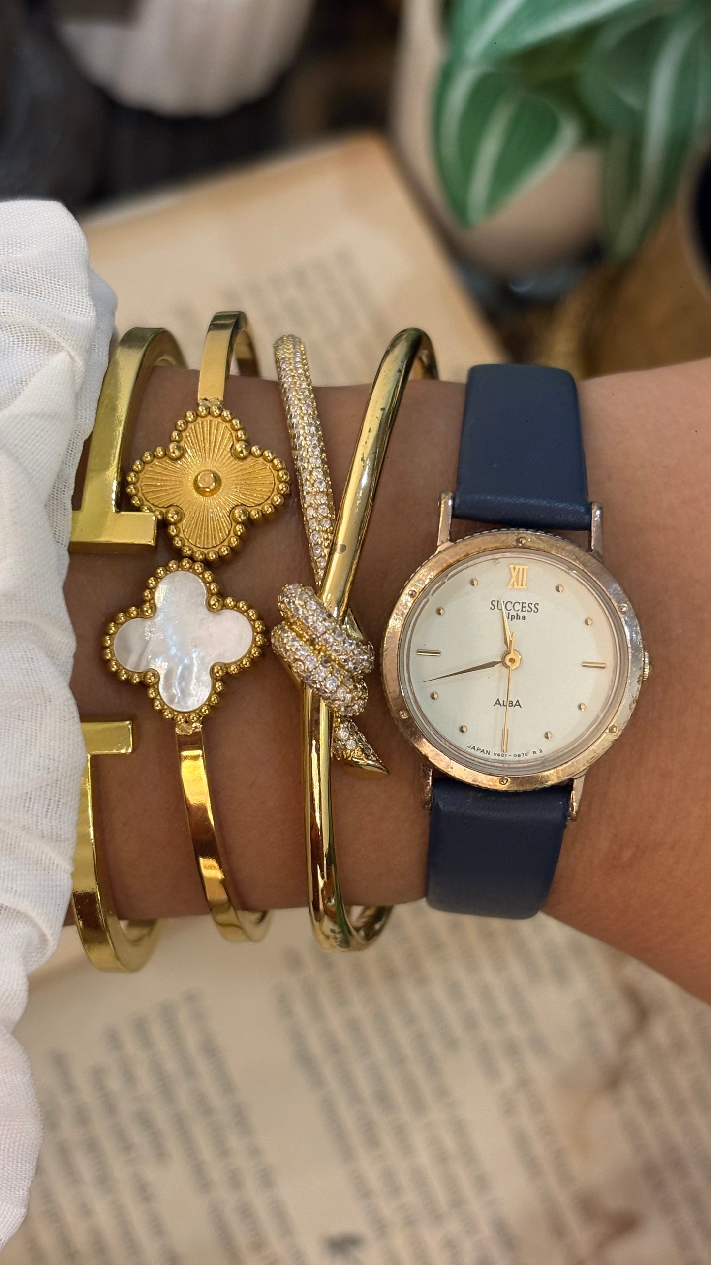 Vintage Success Alba by Seiko Watch in Blue Leather Straps