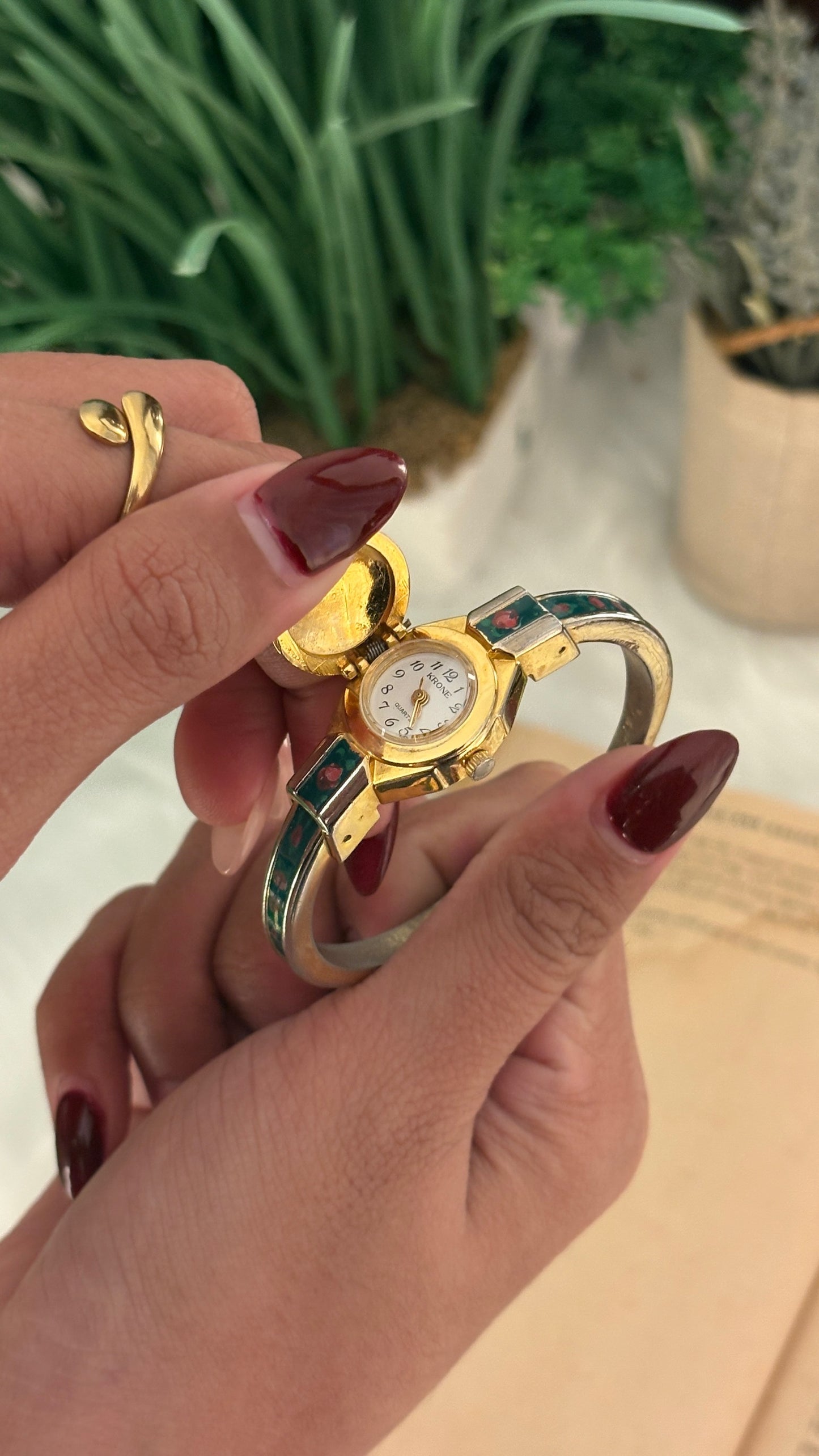 Rare Vintage Krone Green Peekaboo Watch in Gold Tone Quartz