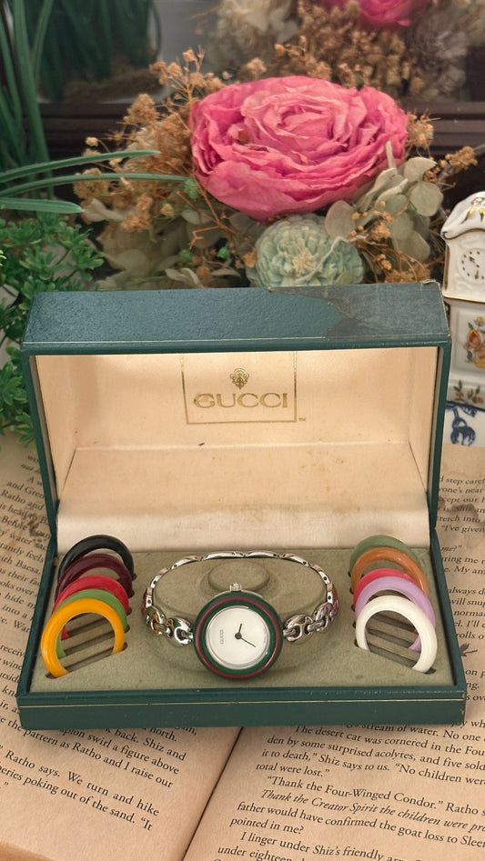 Rare Vintage Gucci Swiss Interchangeable Bezel Marina Link Watch in Silver Tone Quartz