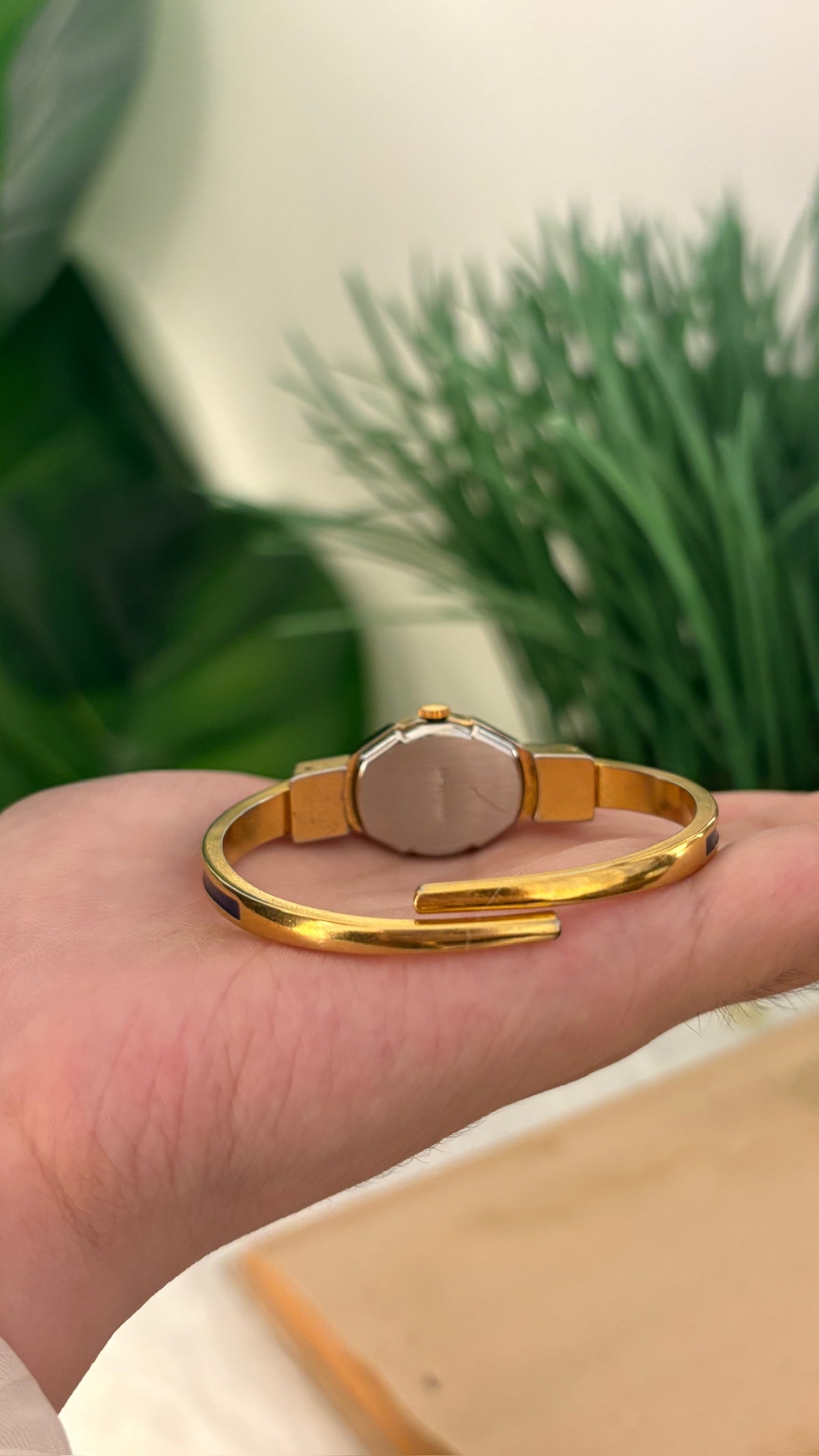 Rare Vintage B Swiss Peekaboo Watch in Gold Tone Quartz