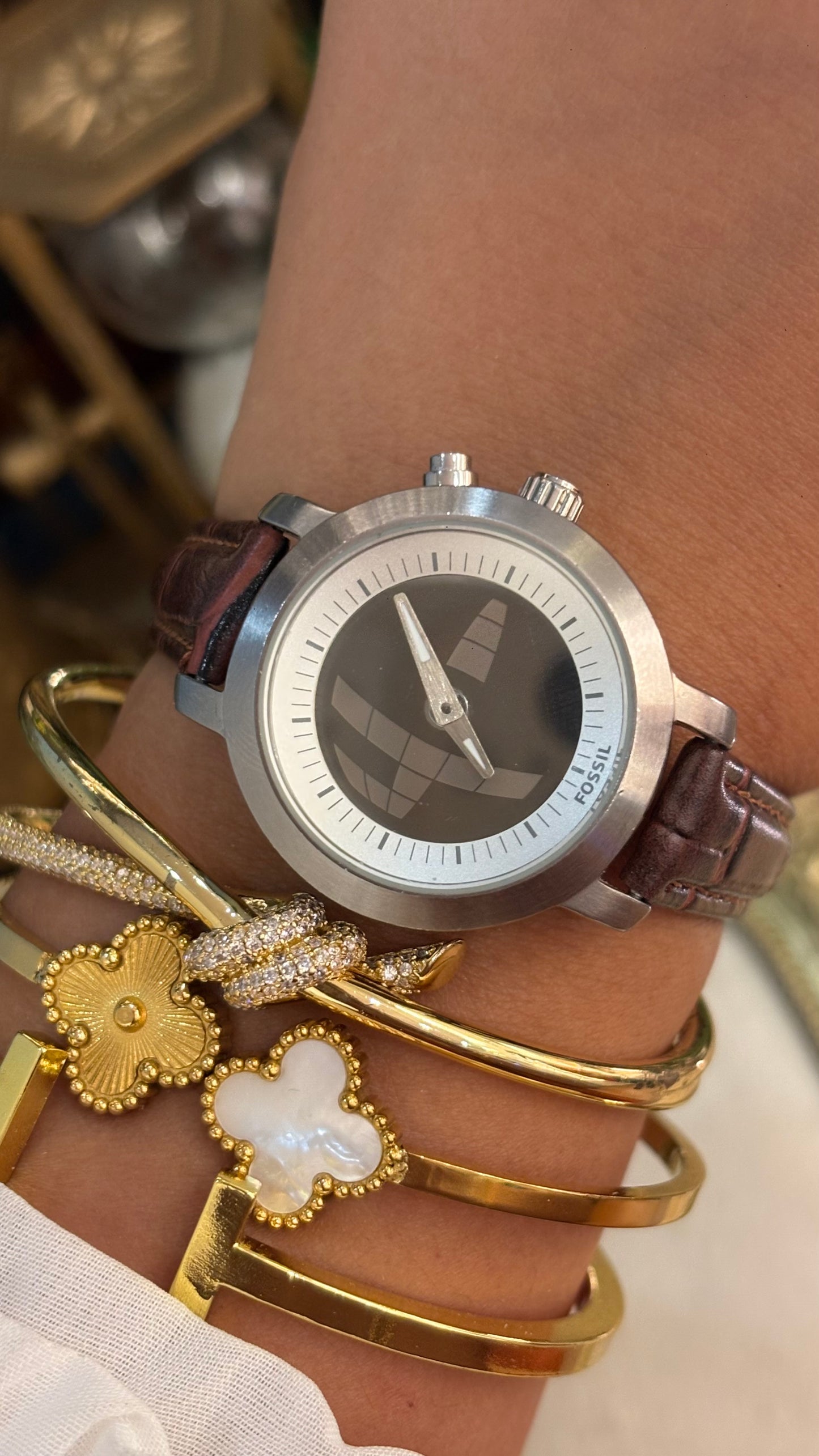 Vintage Fossil Moving Seconds in Brown Leather Straps