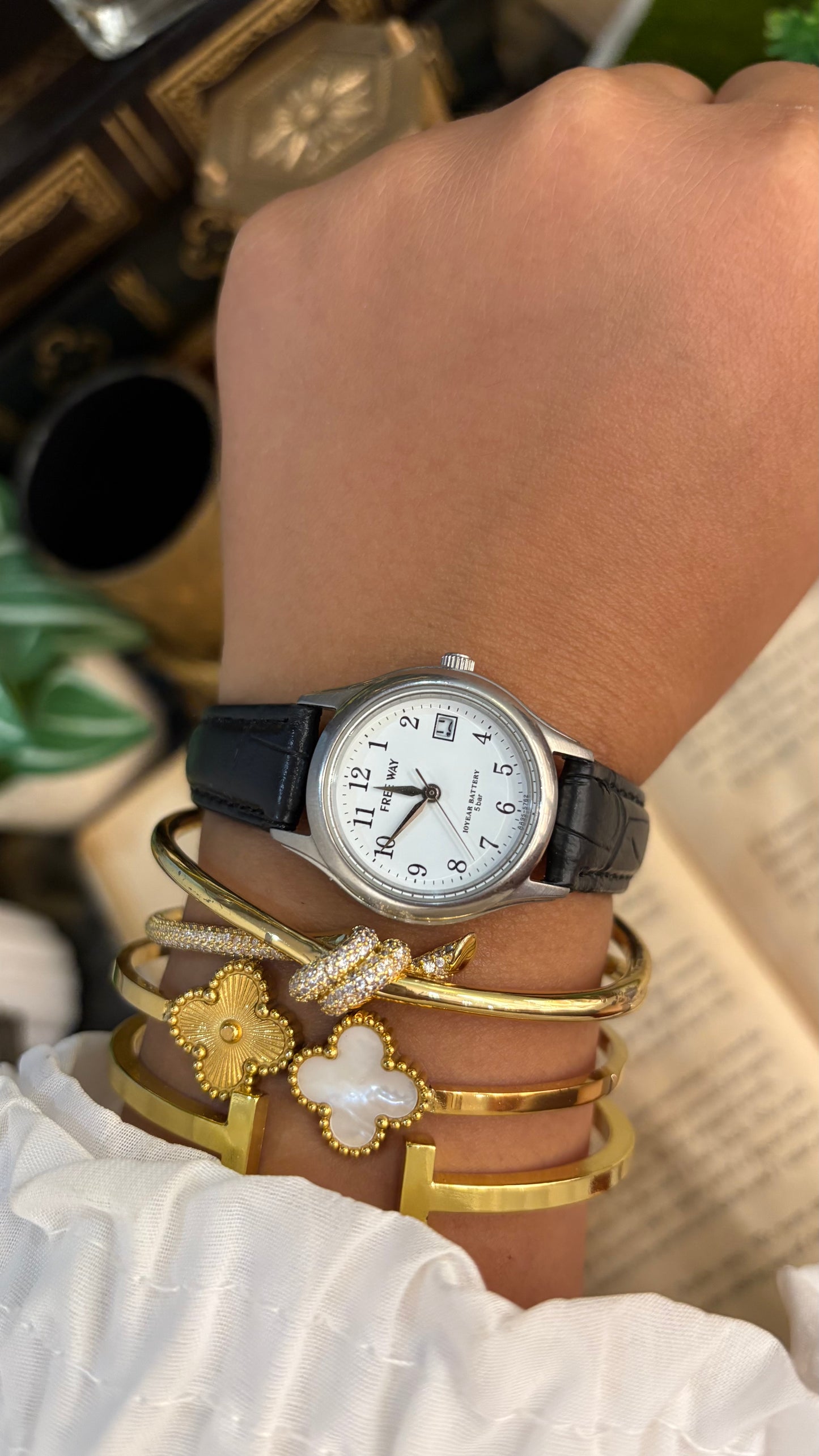 Vintage Free Way by Citizen Watch in Black Leather Straps