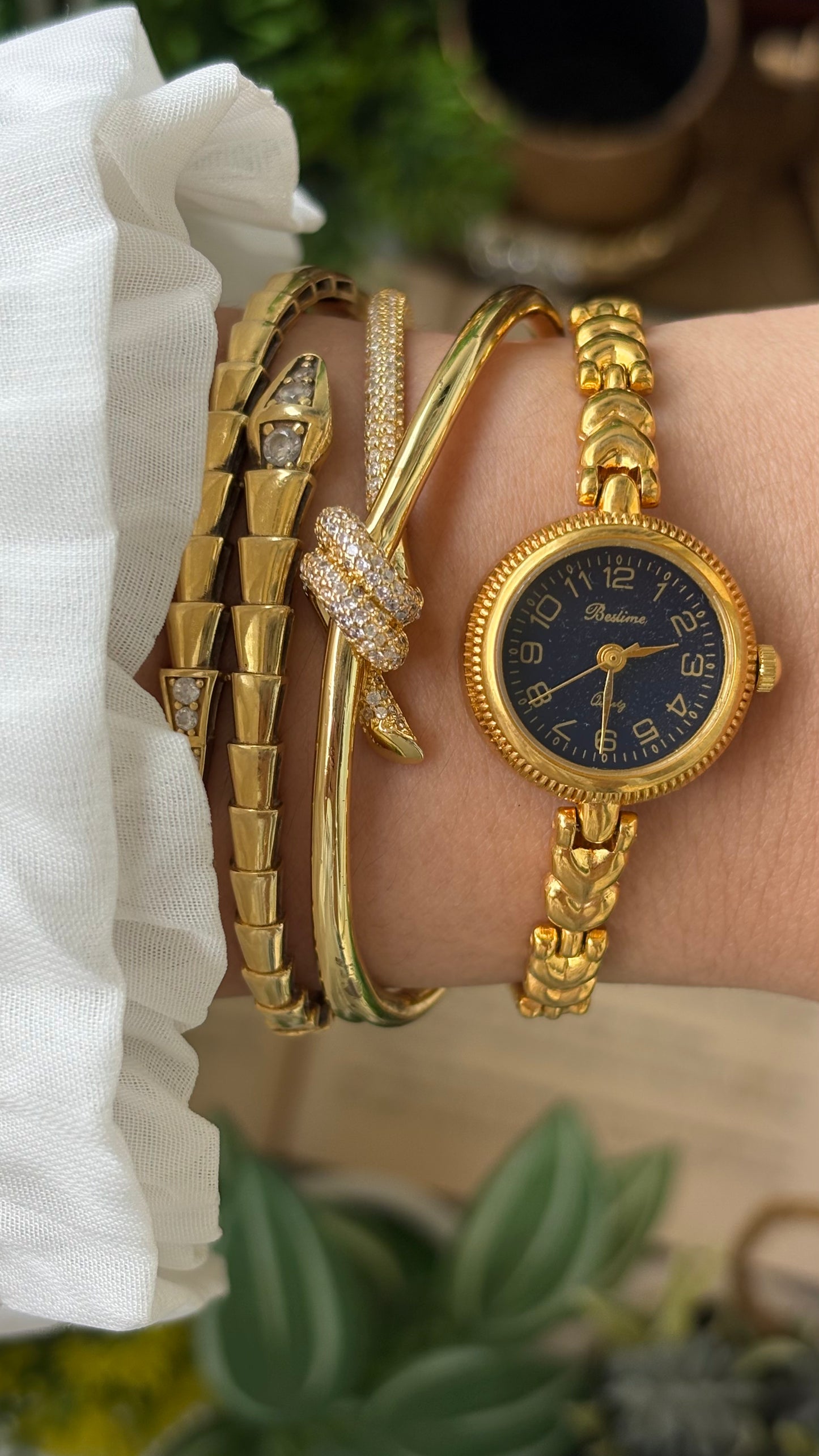 Vintage Bestime Watch in Gold Tone Midnight Blue Dial Quartz