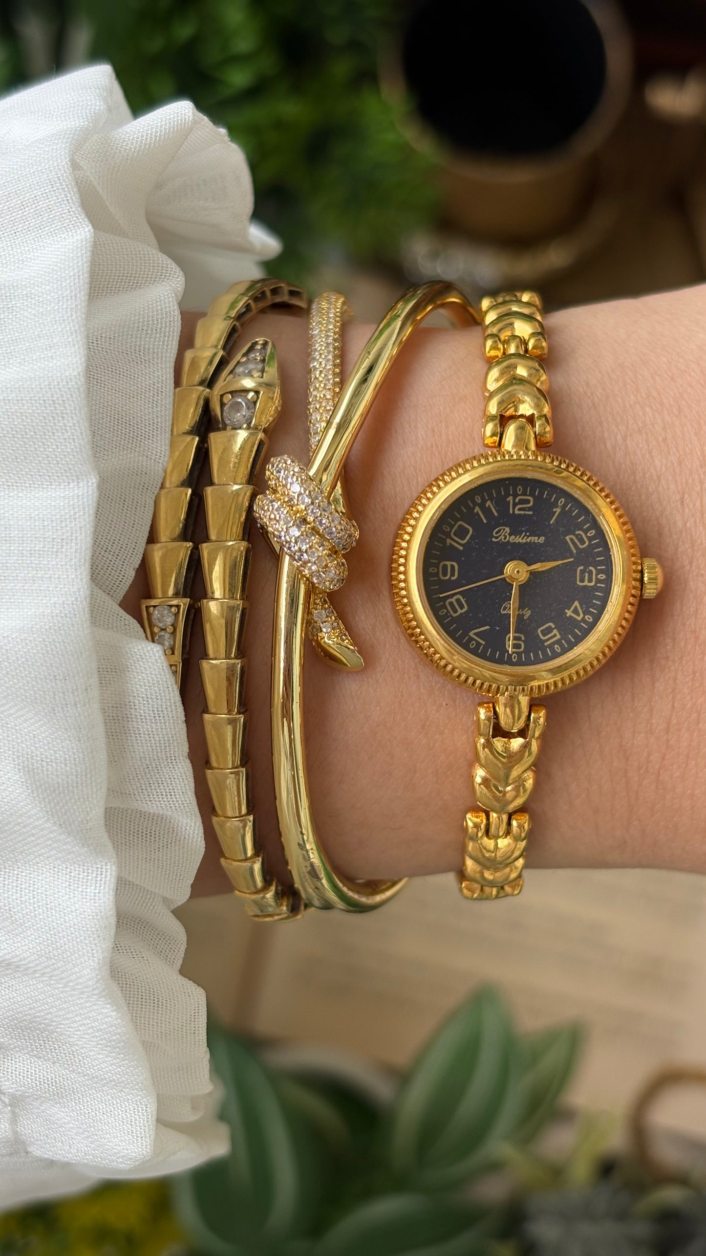 Vintage Bestime Watch in Gold Tone Midnight Blue Dial Quartz