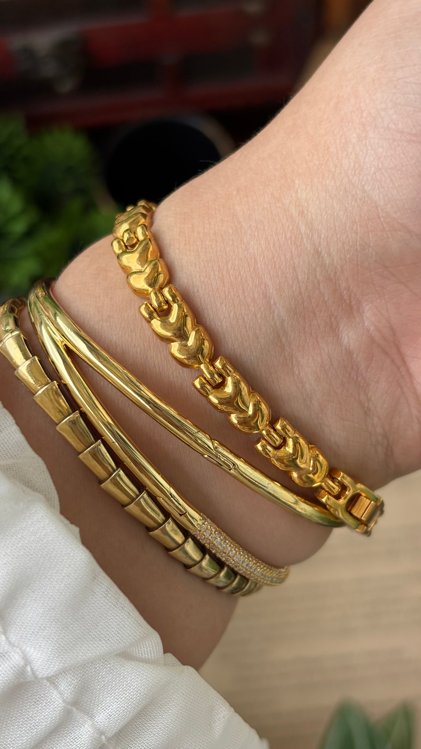 Vintage Bestime Watch in Gold Tone Midnight Blue Dial Quartz