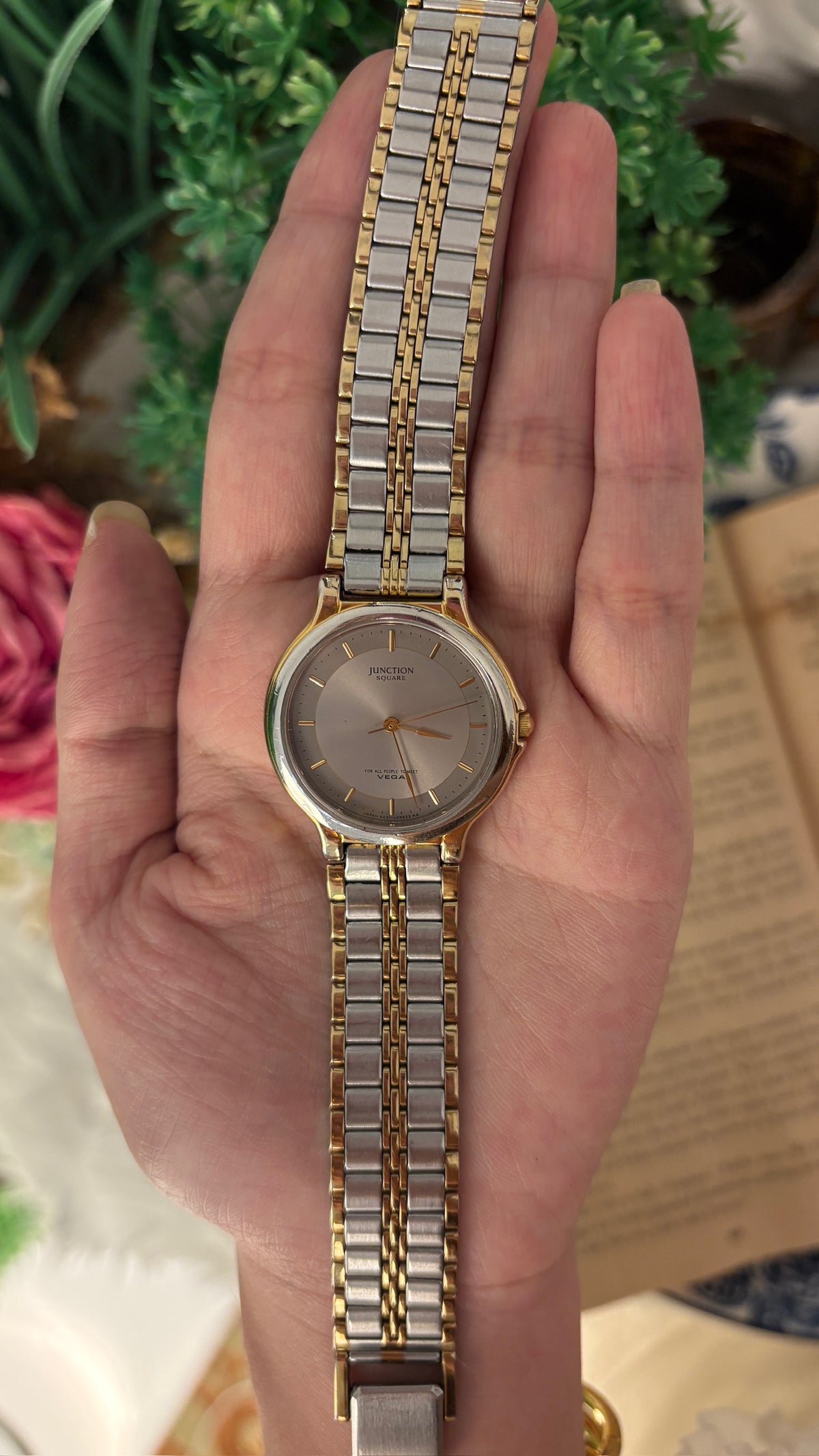 Vintage Junction Vega Citizen Mens Watch in Two-Tone Quartz