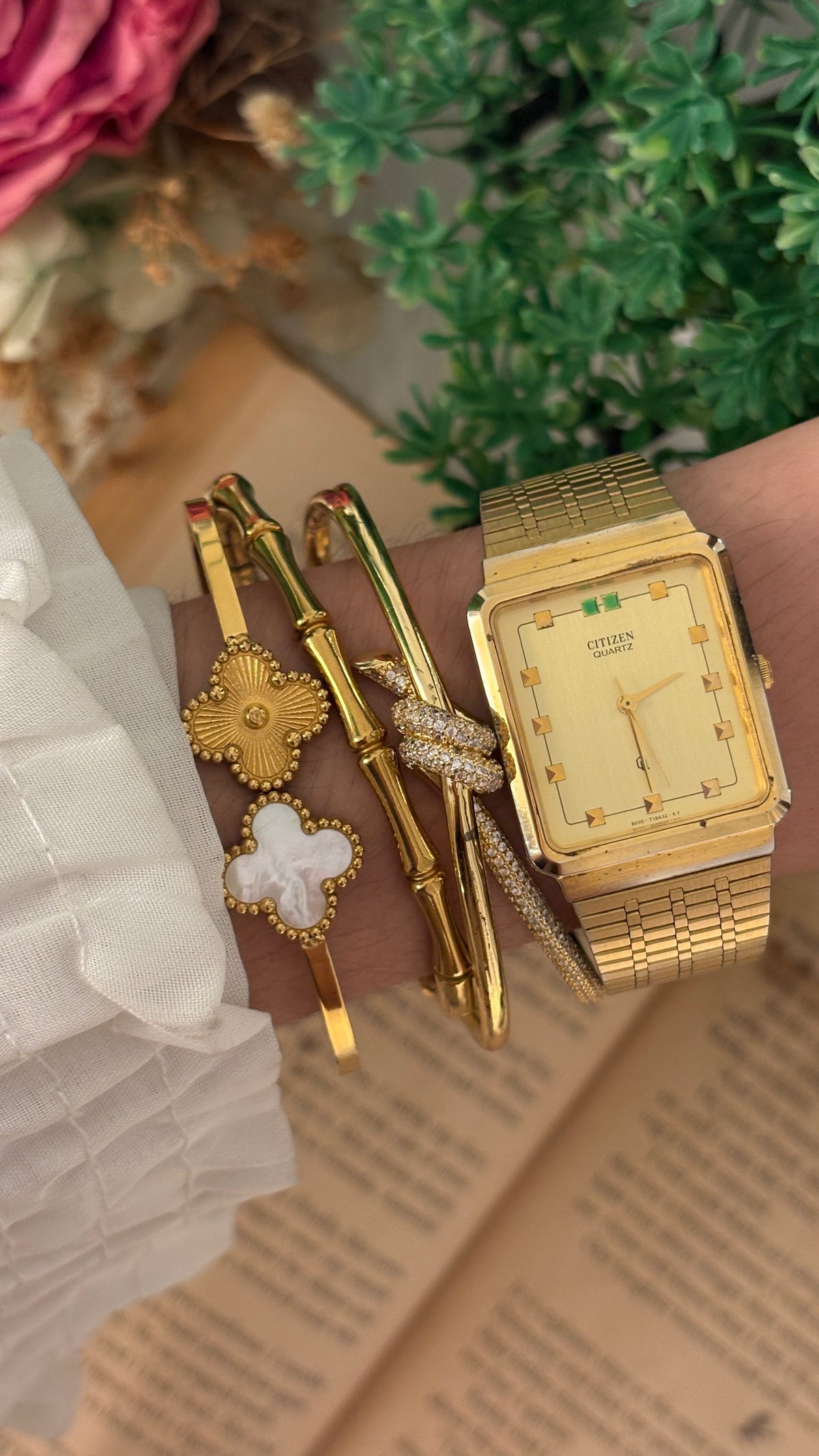 Rare Vintage Citizen Mens Tank Watch in Gold Tone Quartz