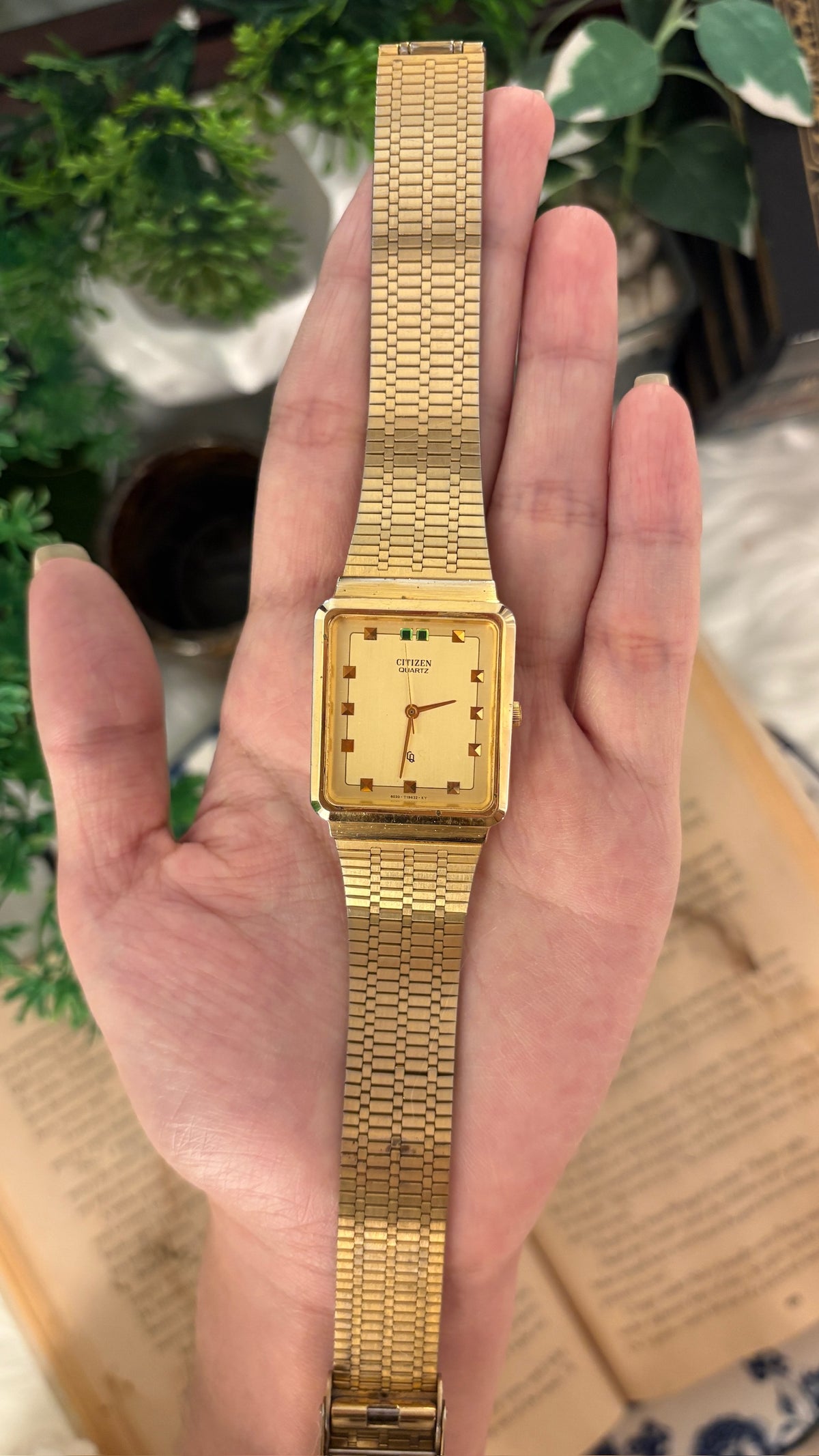 Rare Vintage Citizen Mens Tank Watch in Gold Tone Quartz