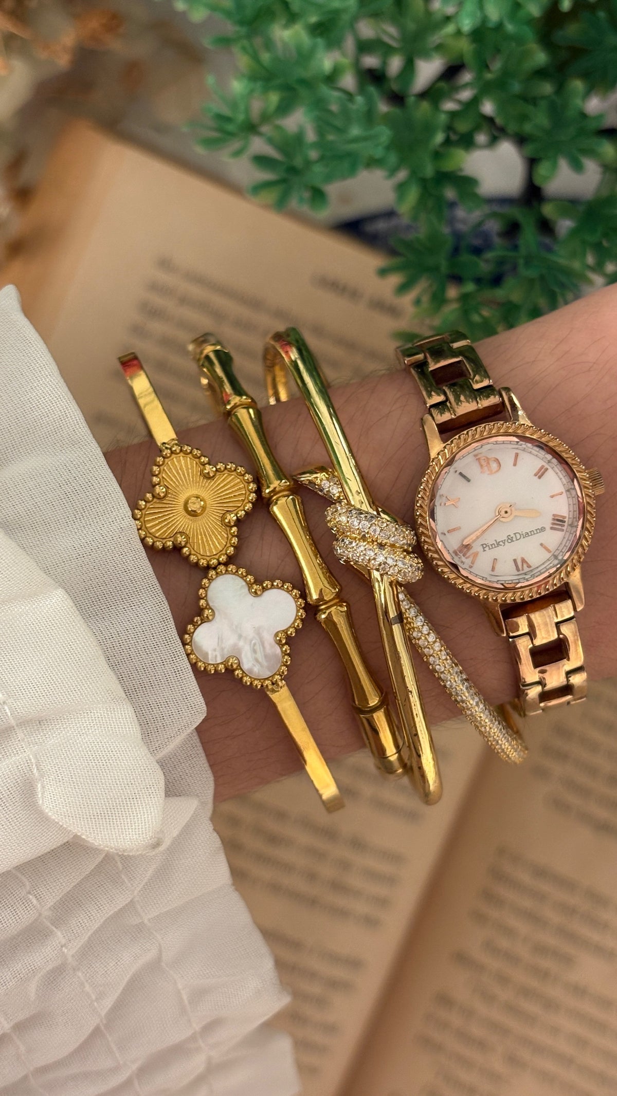 Rare Vintage Pinky & Dianne Bracelet Watch in Rose Gold Tone Quartz