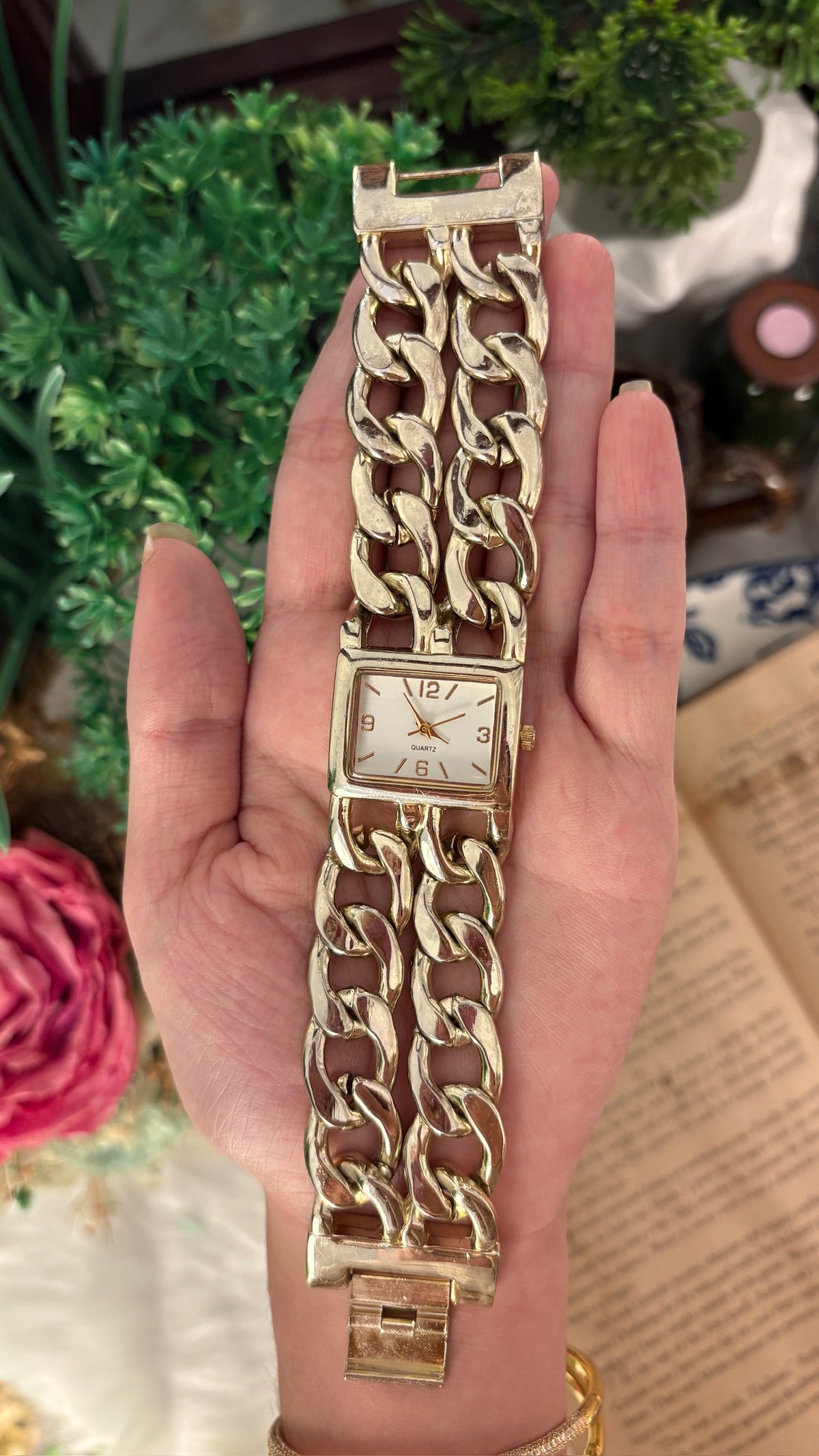 Vintage Japan Chain Horizontal Tank Bracelet Watch in Gold Tone Quartz