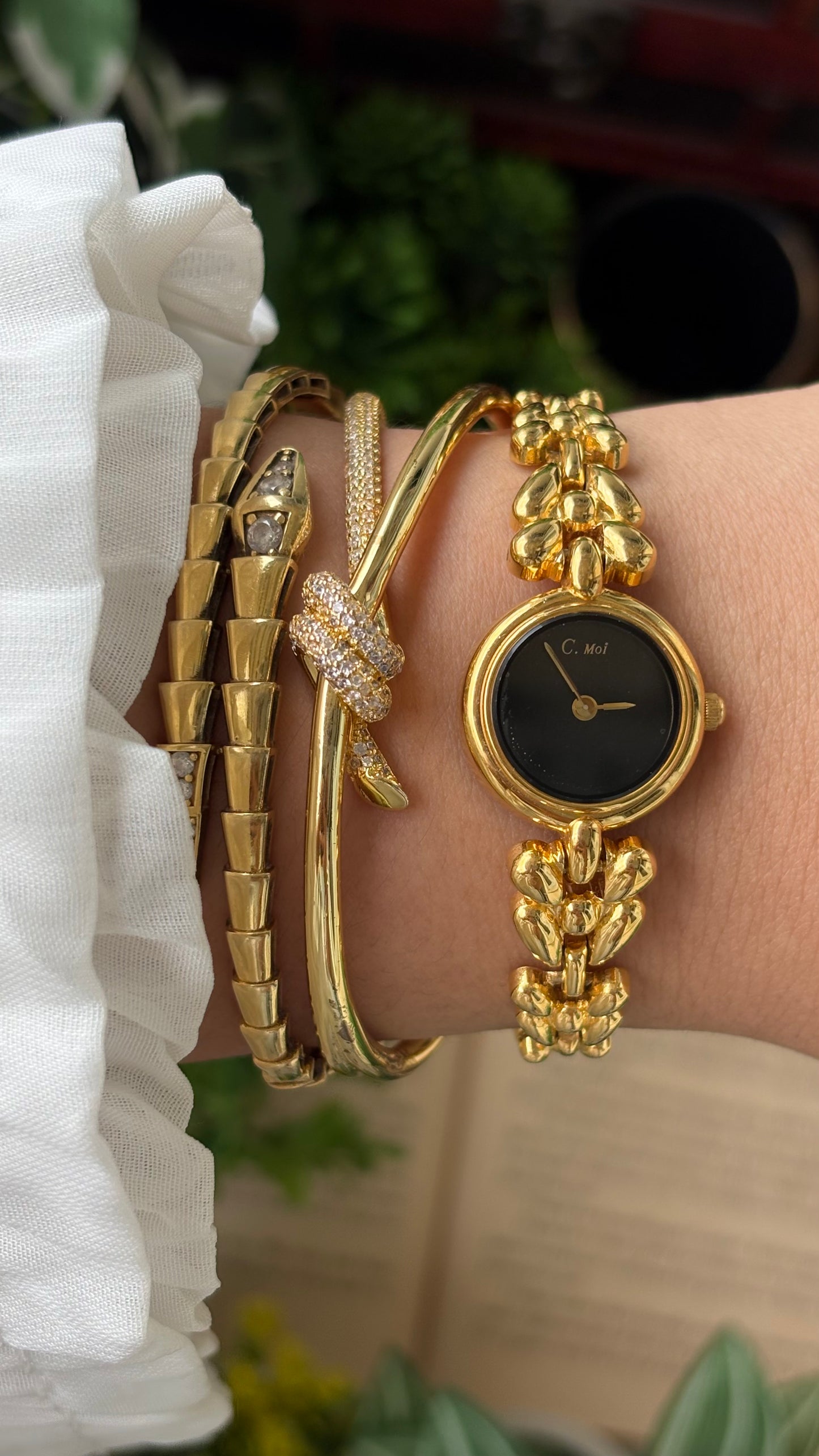 Vintage Dainty C.Moi Bracelet Watch in Gold Tone Black Minimalist Dial Quartz