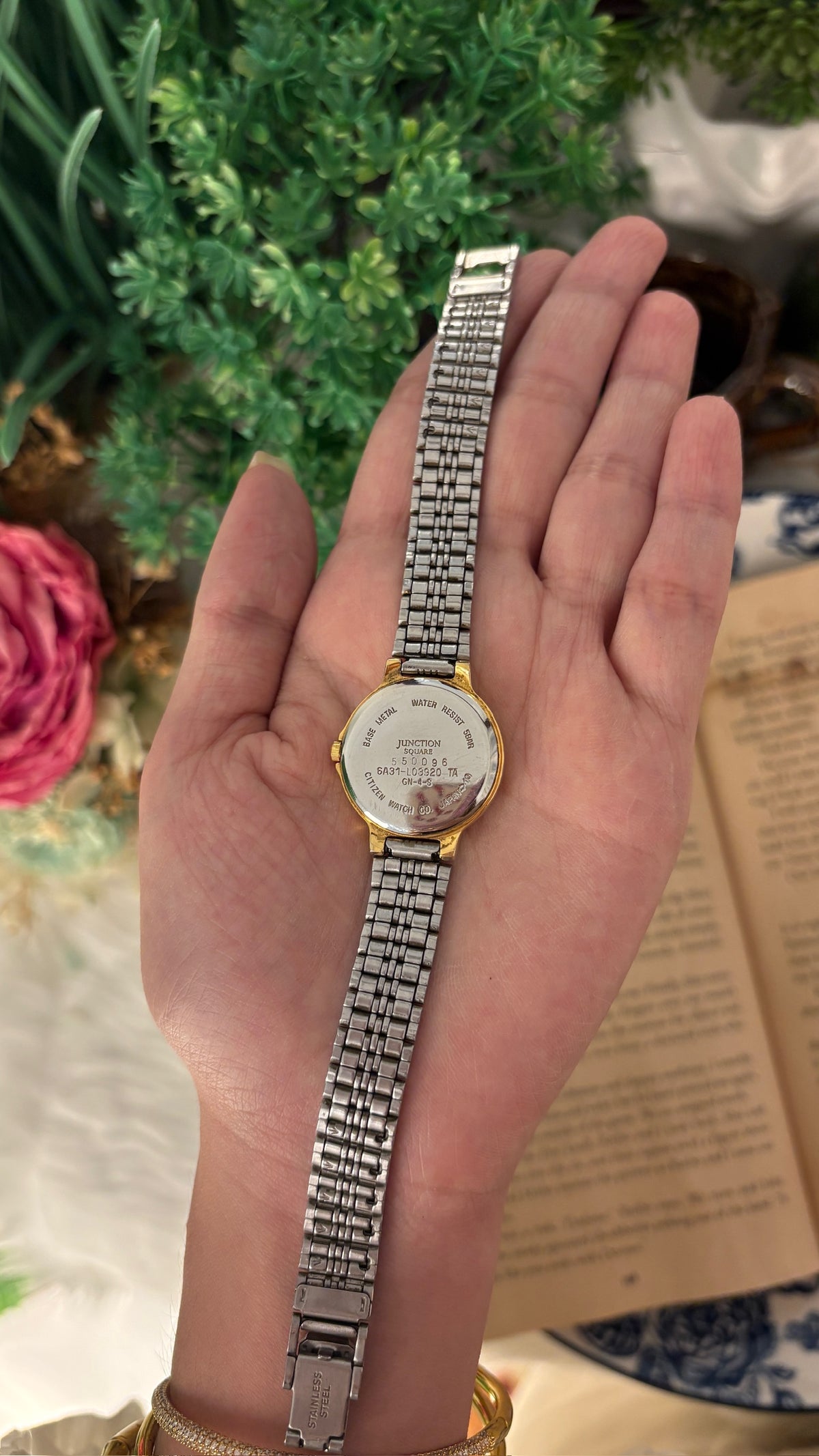Vintage Junction Vega Citizen Gray Dial Watch in Two-Tone Quartz