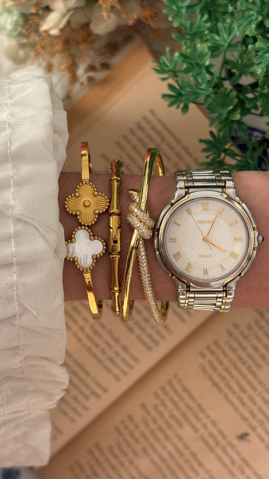 Extremely Rare Seiko Dolce Sandblast Roman Dial Watch in Two-Tone Quartz