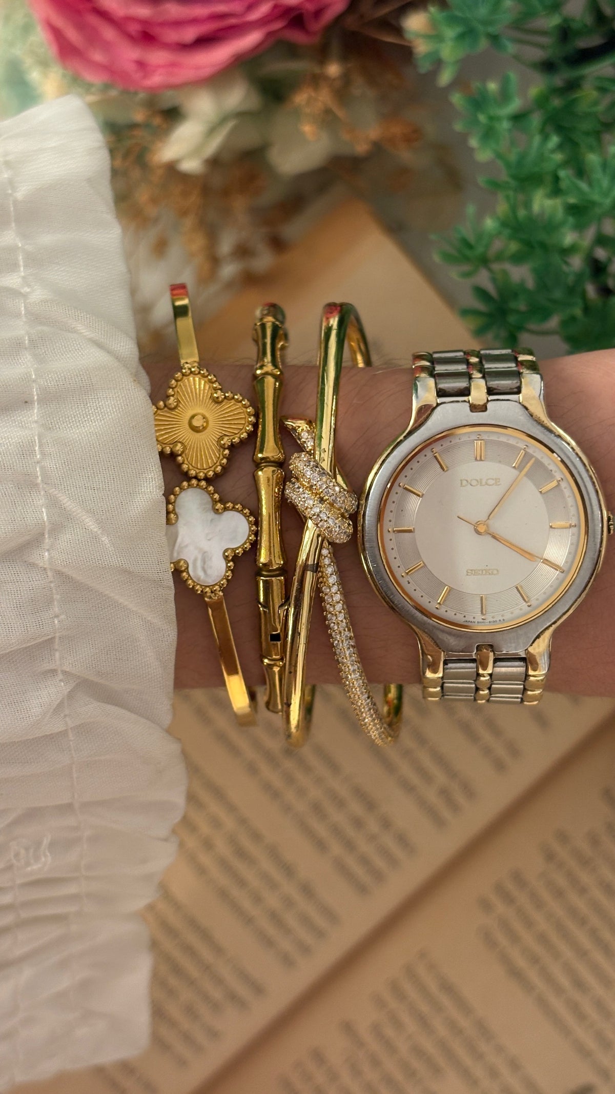 Extremely Rare Vintage Seiko Dolce Minimalist Watch in Two-Tone Quartz