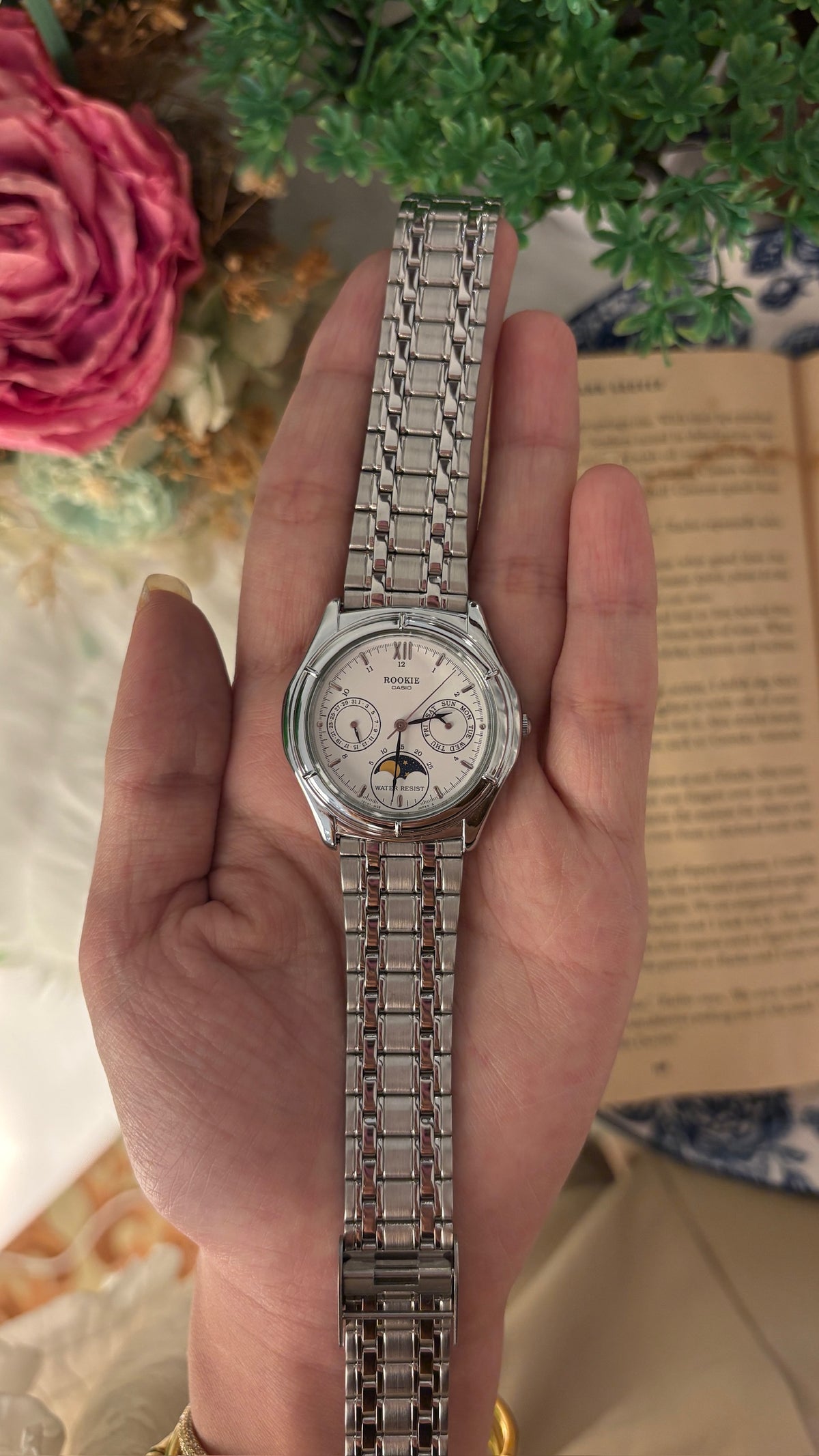 Extremely Rare Vintage Rookie Casio Mini Moonphase Mens Watch in Silver Tone Quartz