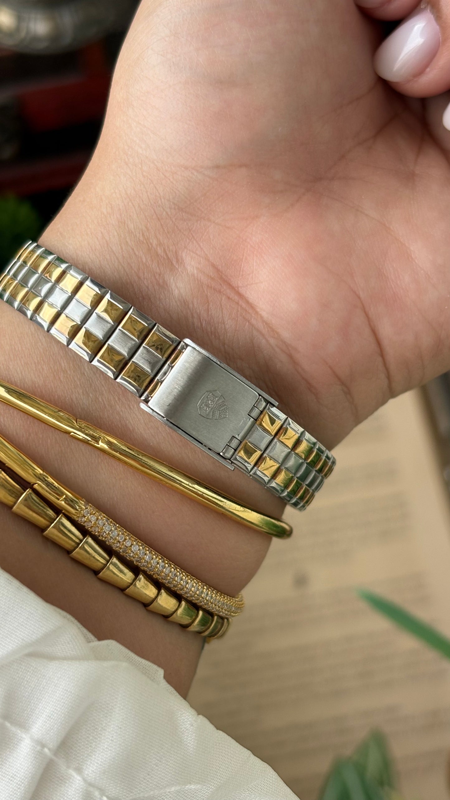 Vintage Roventa Henex Lugano Swiss Watch in Two-Tone Quartz