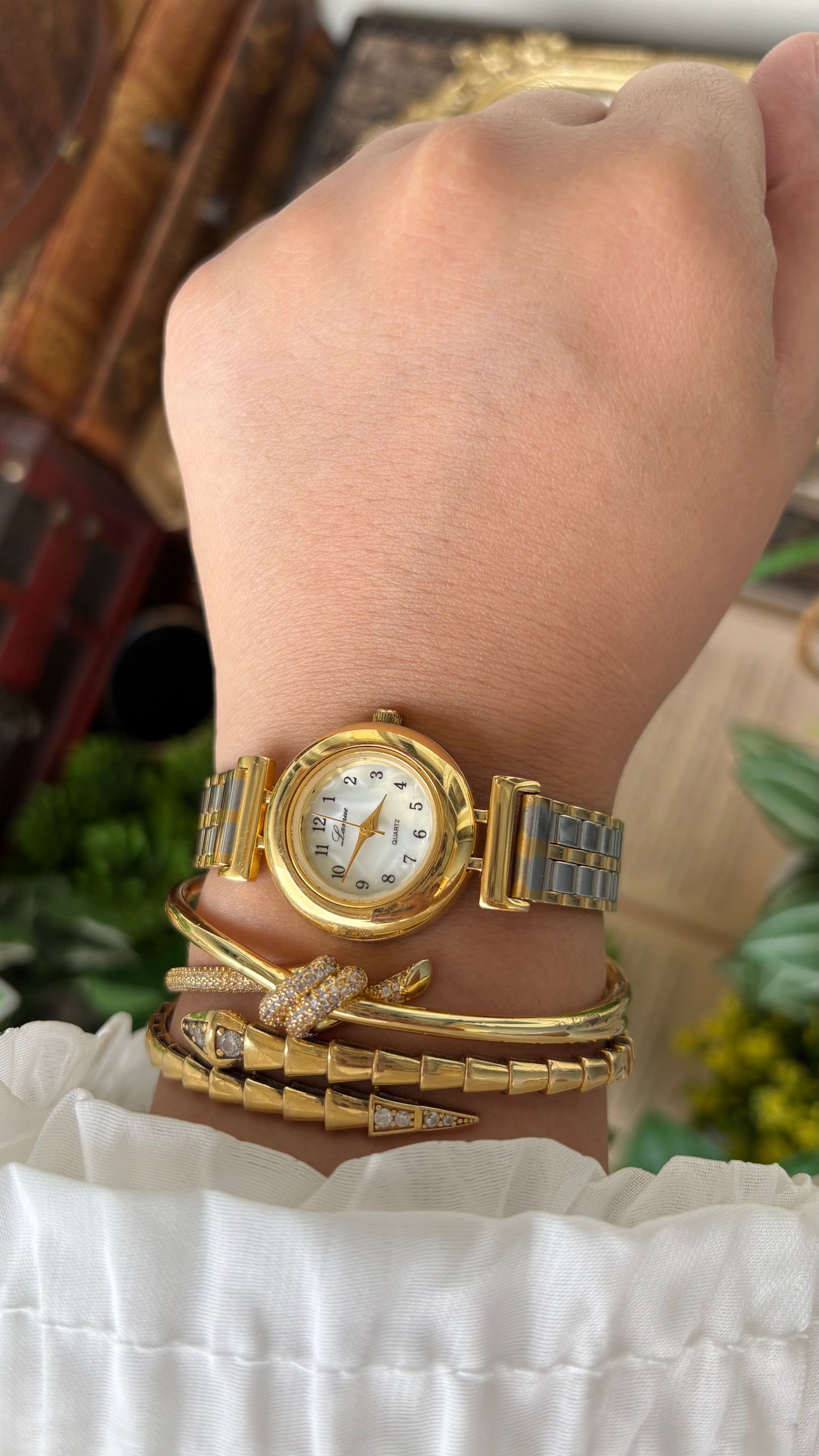 Vintage Lamue Watch in Two-Tone Mother of Pearl Dial Quartz