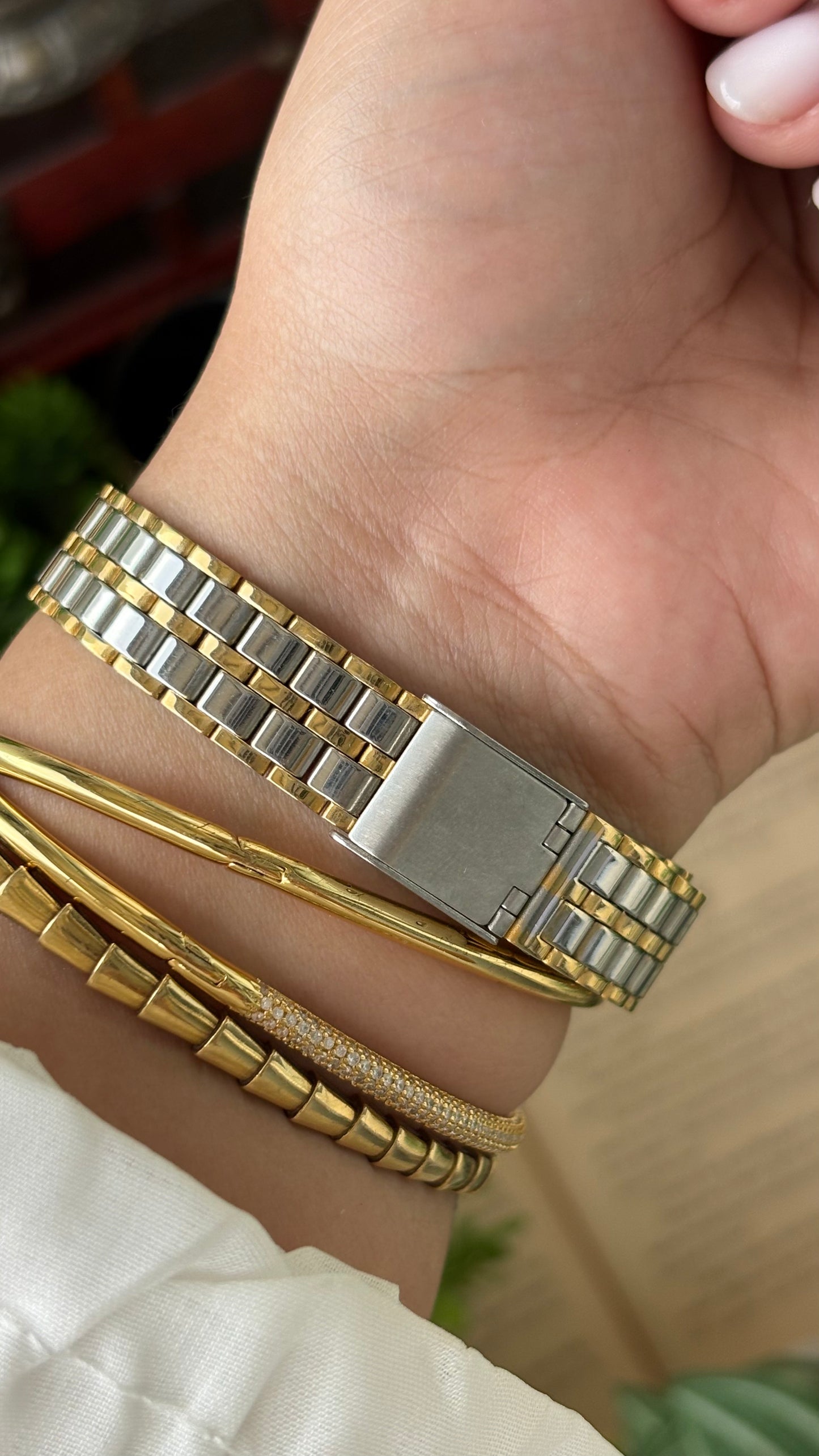 Vintage Lamue Watch in Two-Tone Mother of Pearl Dial Quartz