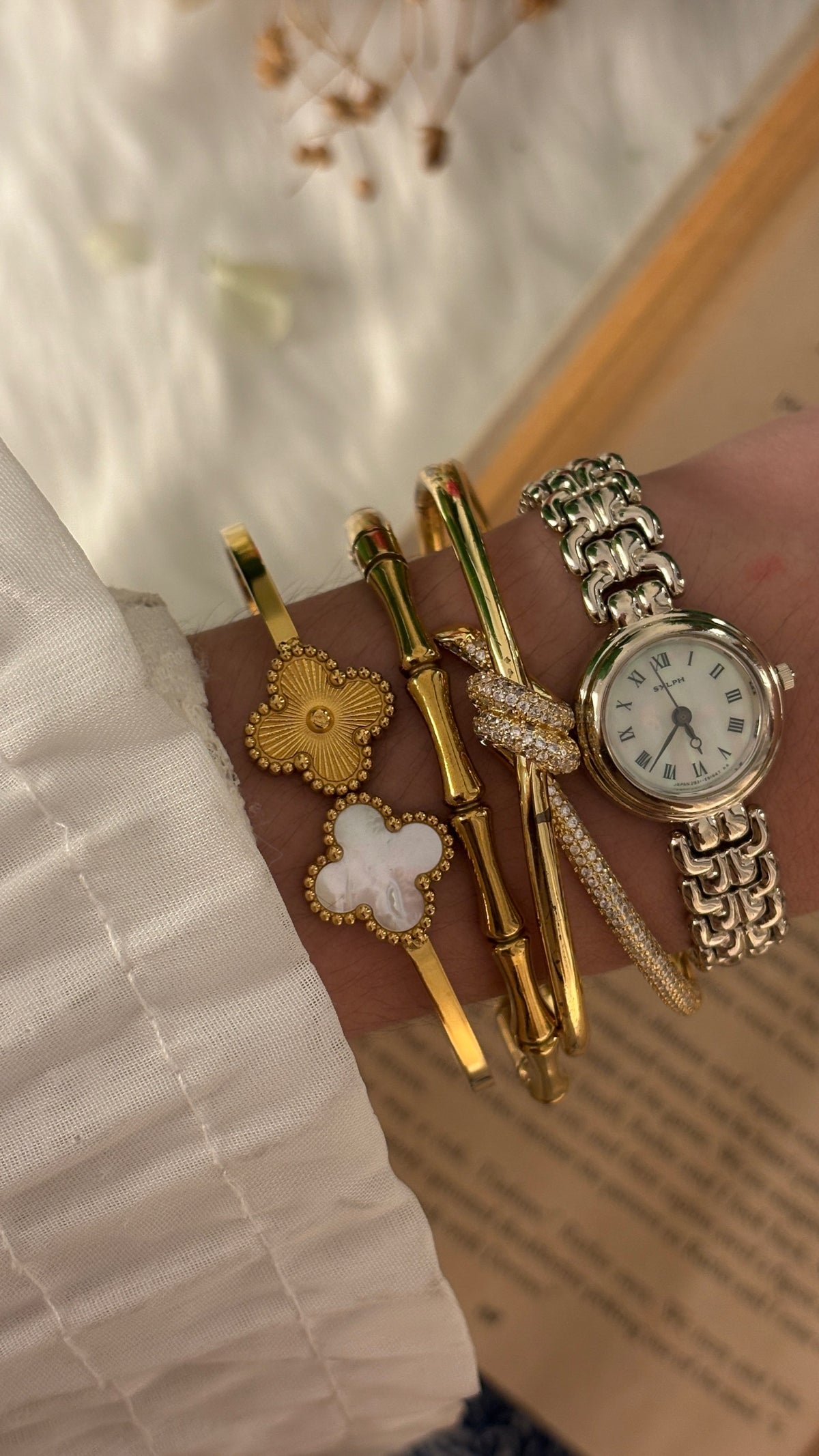 Rare Vintage Elegant Sylph Citizen Sylph Watch in Silver Tone Quartz
