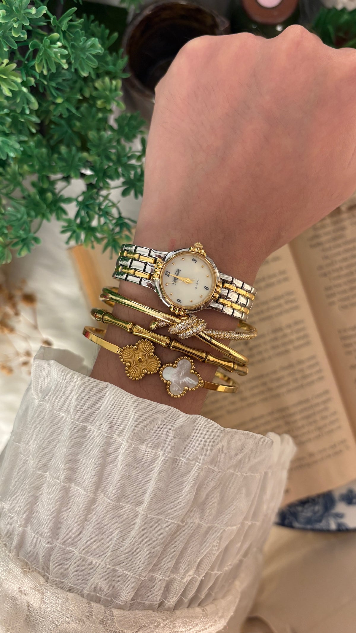 Vintage Manhattan Classic Watch in Two-Tone Quartz