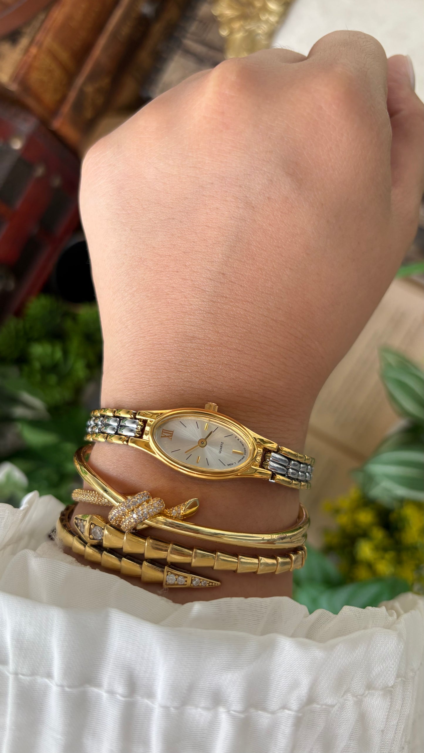 Extremely Rare Vintage Omedly Watch in Two-Tone Slim Oval Dial Seiko Inspired Quartz