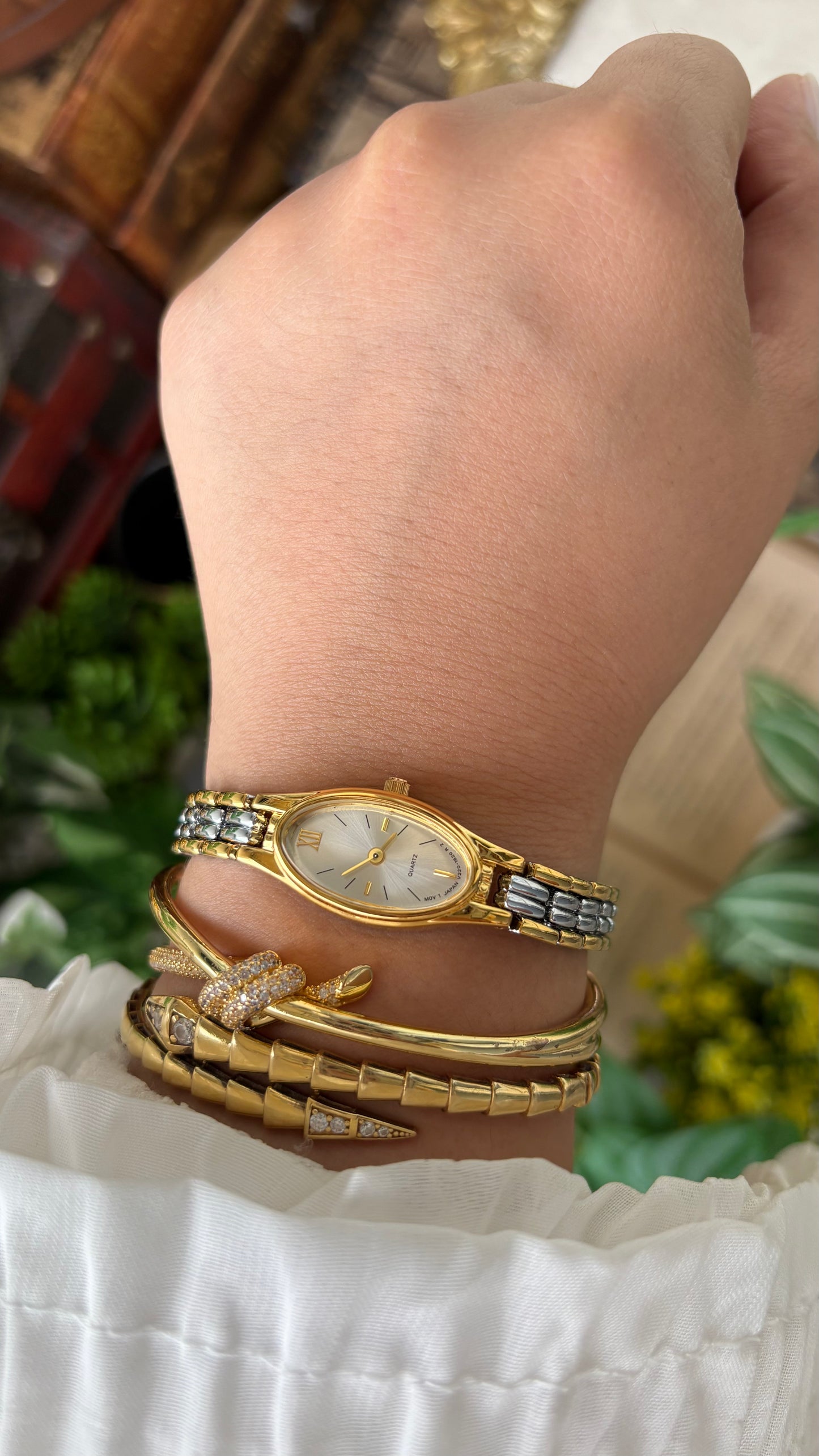 Extremely Rare Vintage Omedly Watch in Two-Tone Slim Oval Dial Seiko Inspired Quartz