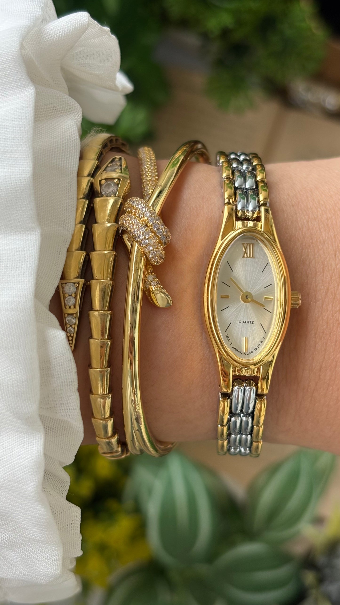 Extremely Rare Vintage Omedly Watch in Two-Tone Slim Oval Dial Seiko Inspired Quartz