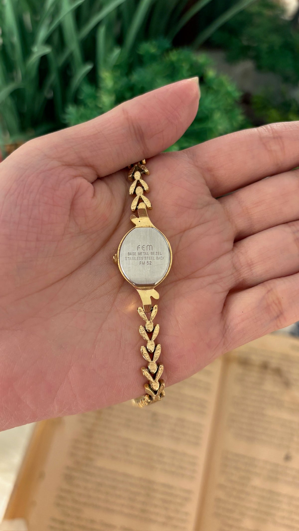 Rare Dainty Vintage Fem Heart Bracelet Watch in Gold Tone Quartz