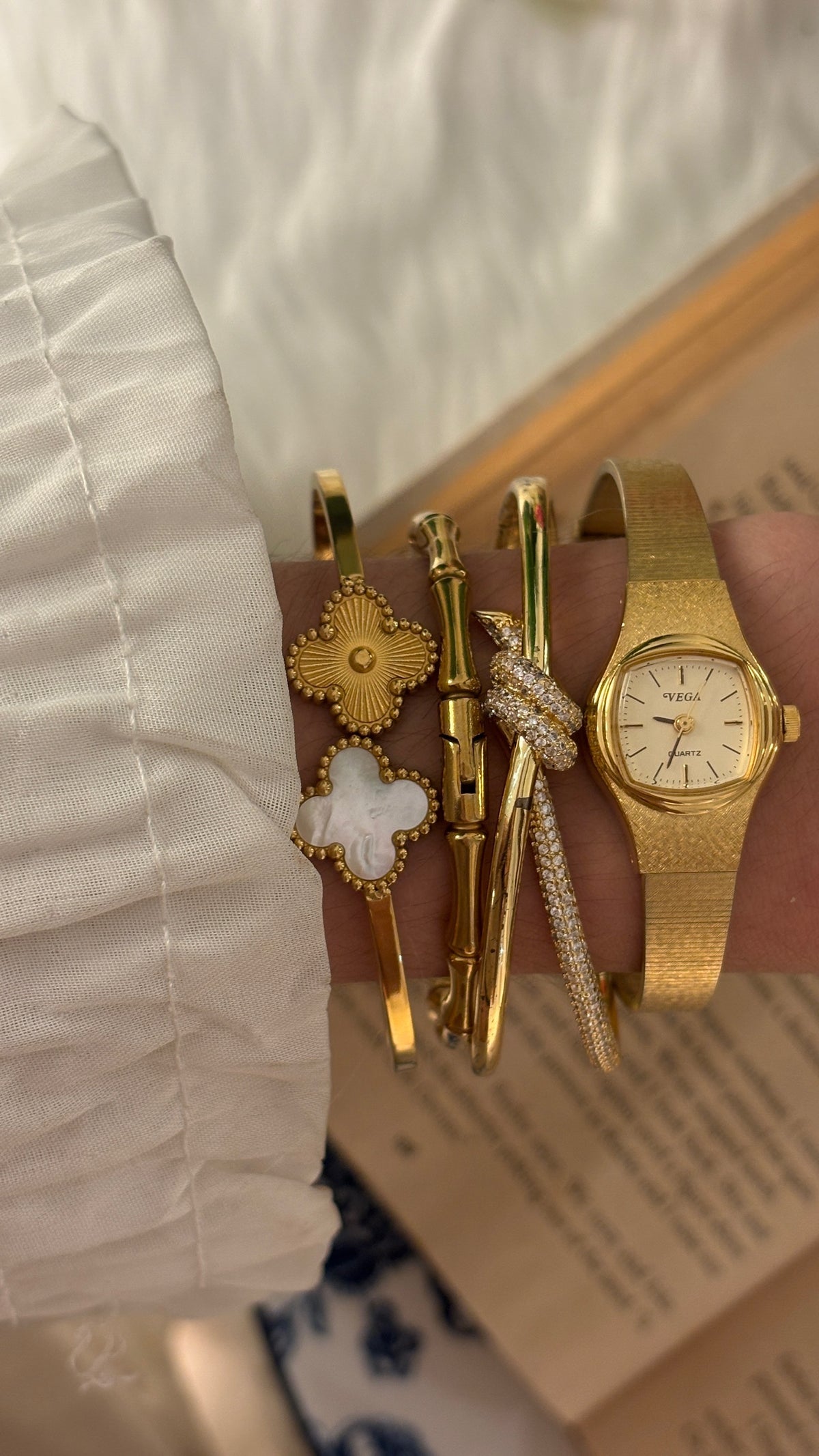 Rare Vintage Vega Citizen Textured Bezel Watch in Gold Tone Quartz