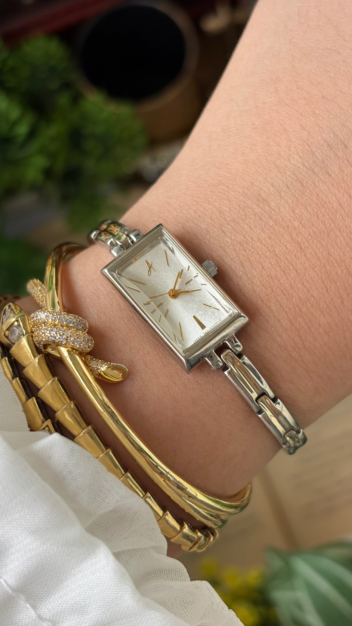 Vintage Attenir Tank Watch in Two-Tone Minimalist Dial Quartz