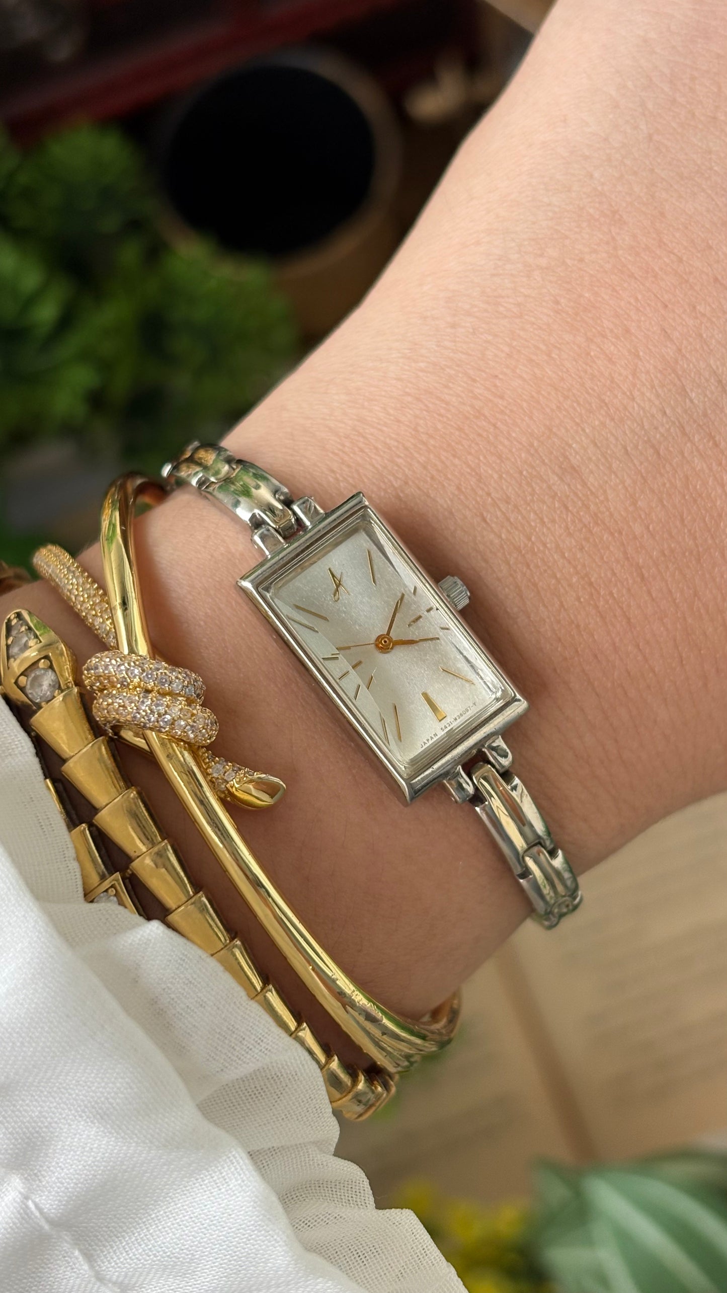 Vintage Attenir Tank Watch in Two-Tone Minimalist Dial Quartz