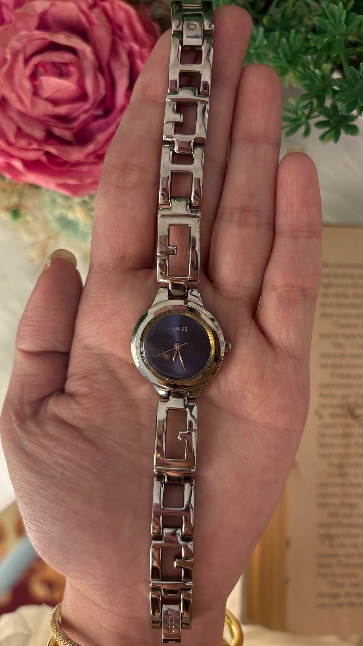 Vintage Guess Blackout Dial Logo Bracelet Watch in Silver Tone Quartz